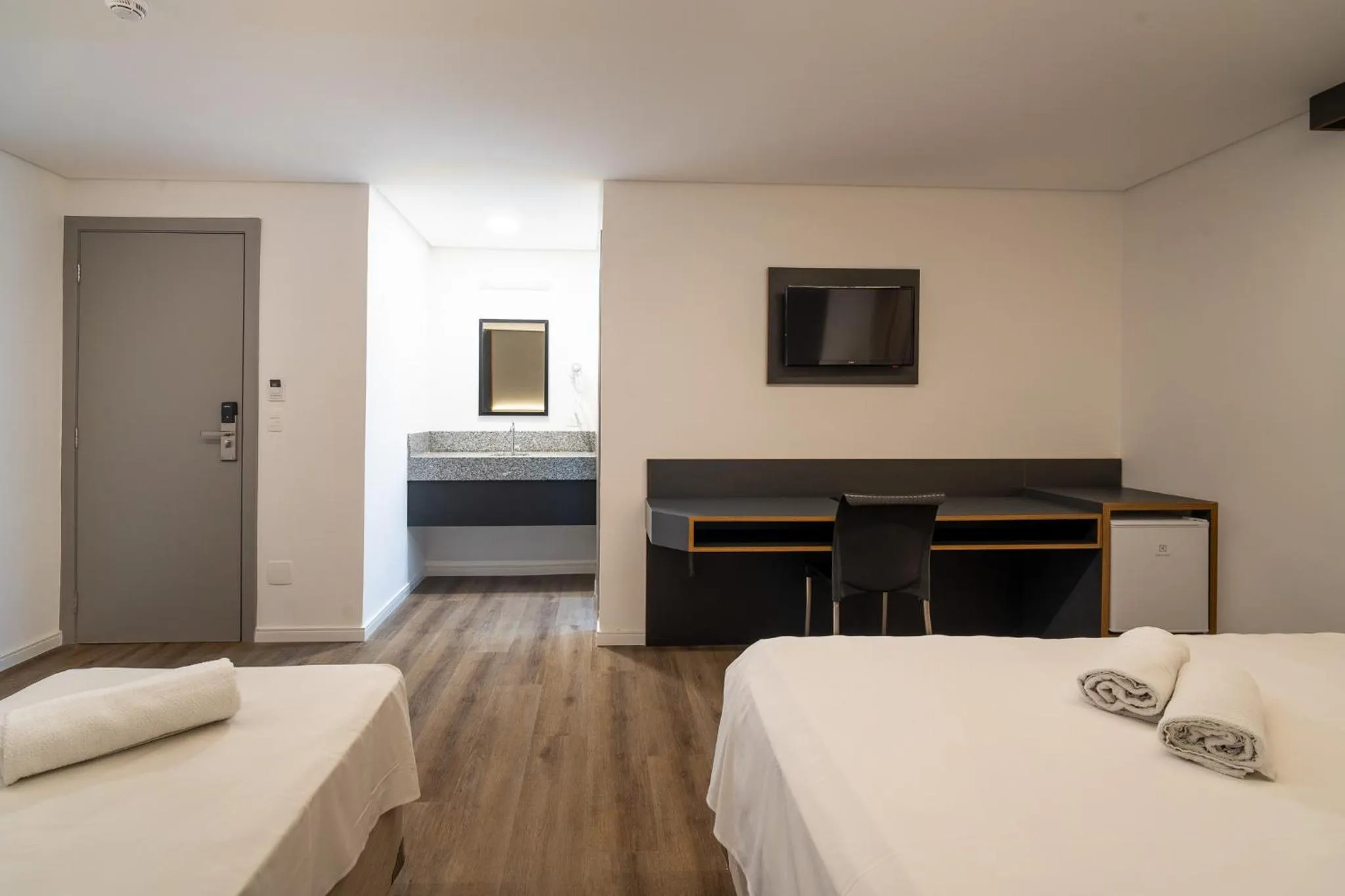 Bed in Uniclass Hotel Lapa