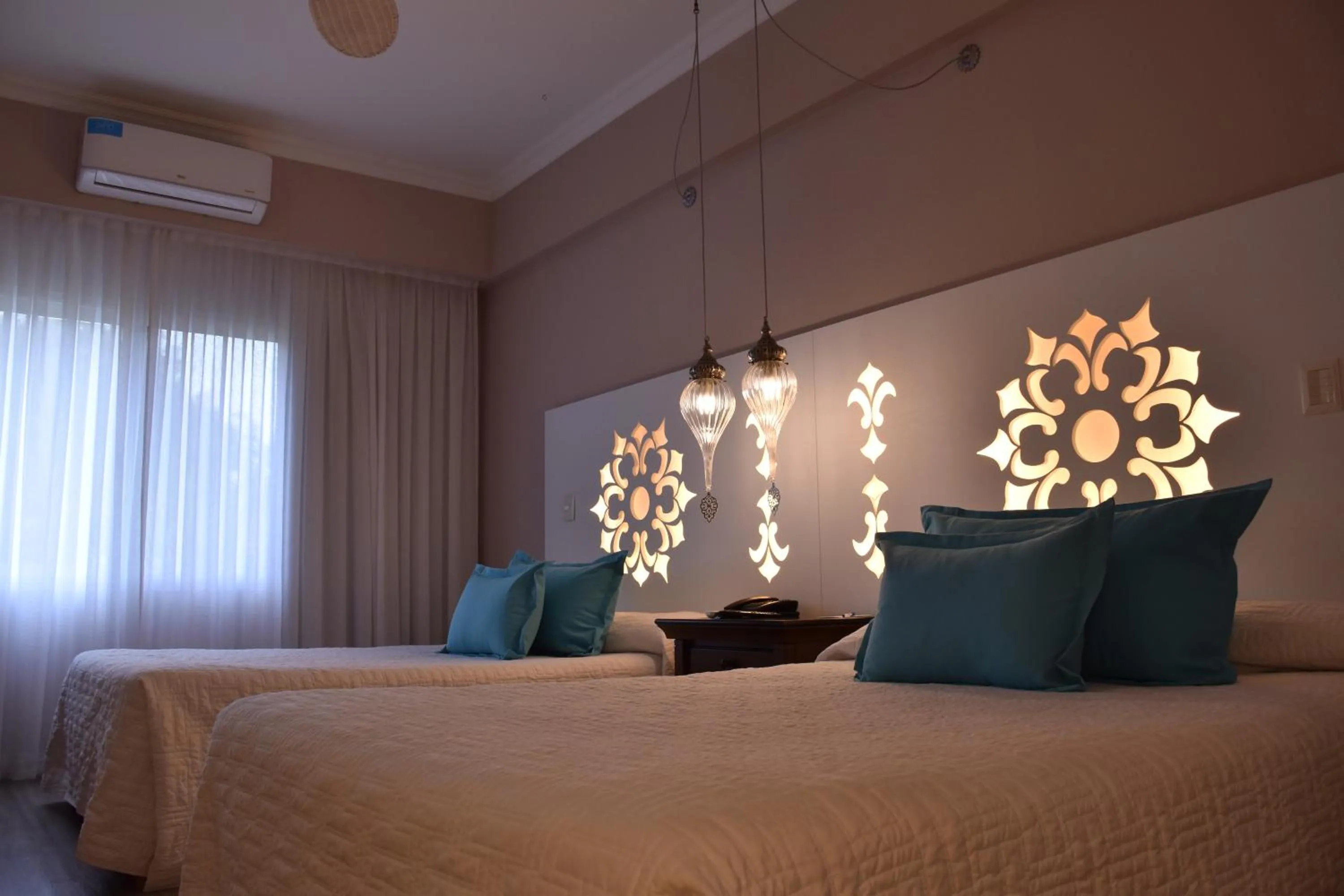 Bed in Howard Johnson Pilar Resort Spa & Convention Center