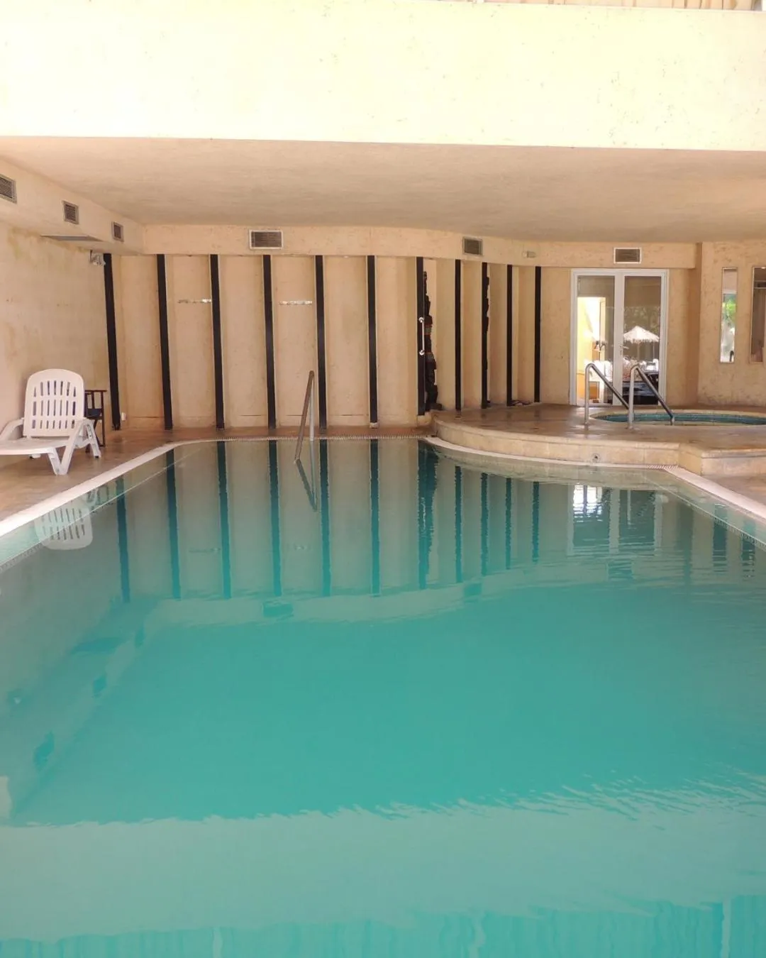 Spa and wellness centre/facilities in Howard Johnson Pilar Resort Spa & Convention Center