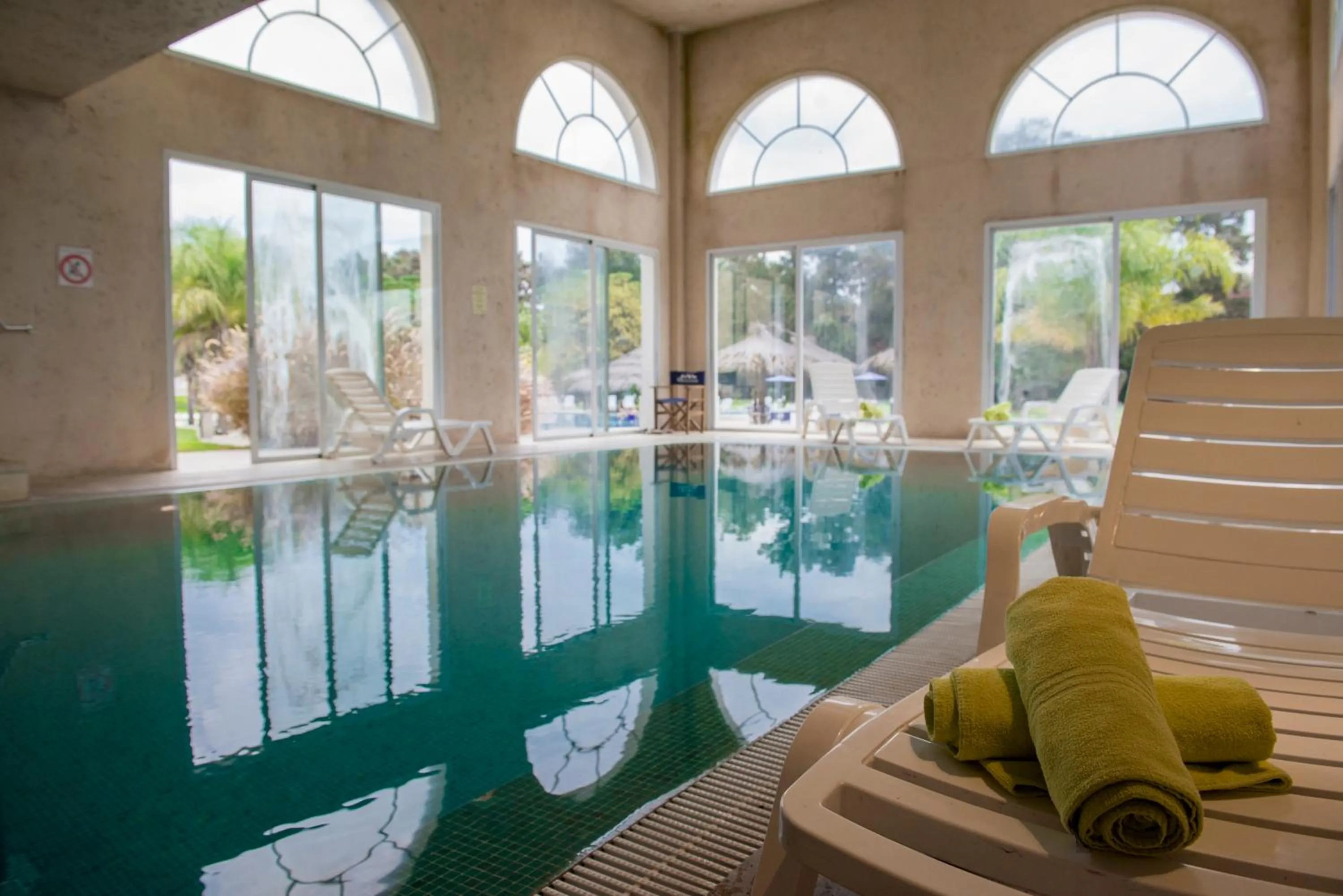 Spa and wellness centre/facilities in Howard Johnson Pilar Resort Spa & Convention Center