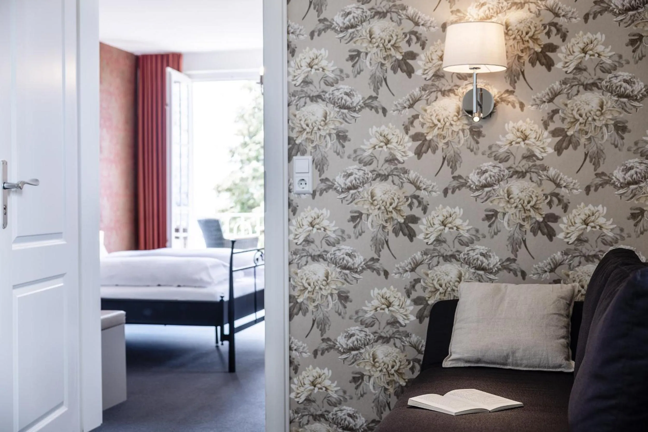 Photo of the whole room, Bed in Villa Neugarten