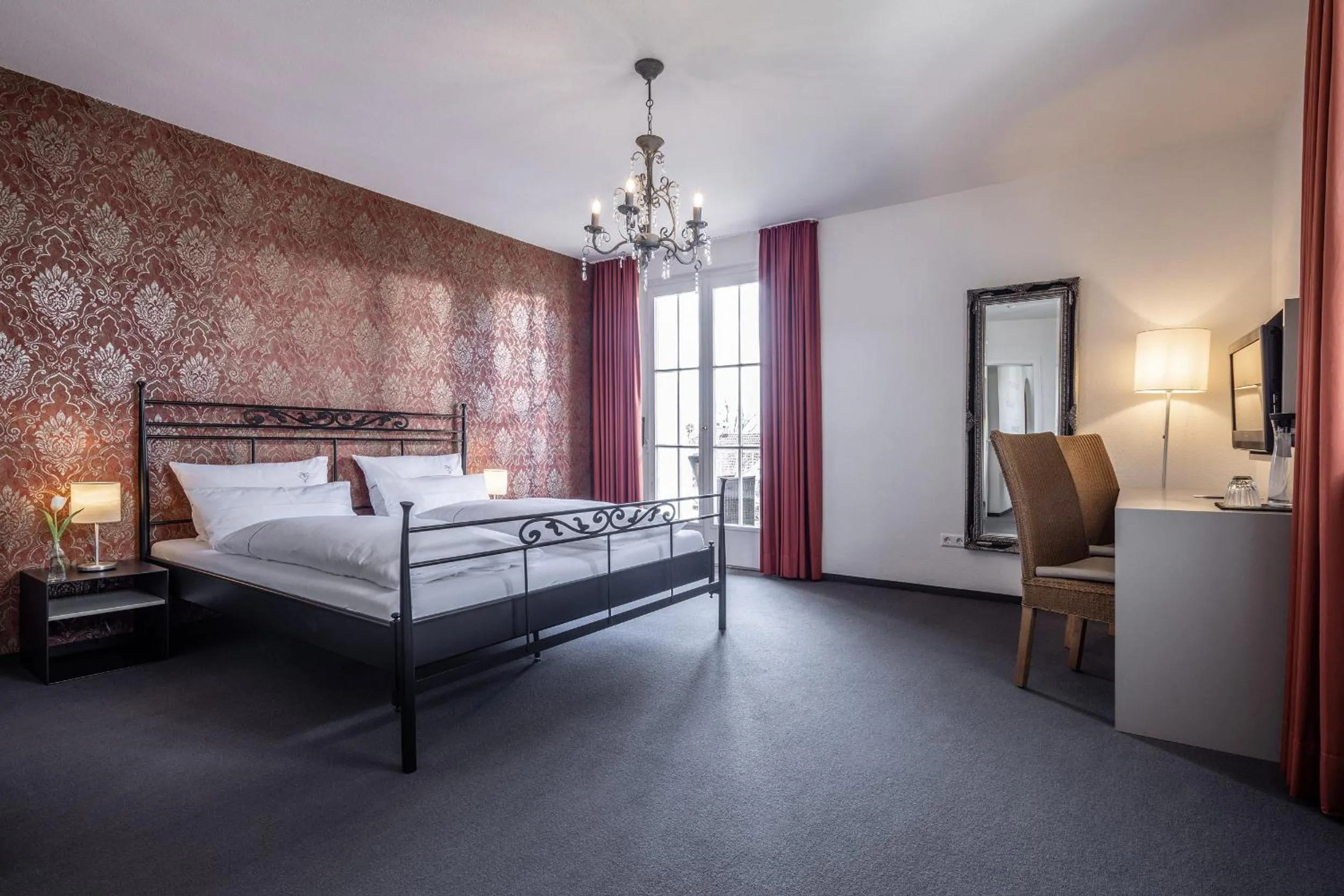 Photo of the whole room, Bed in Villa Neugarten