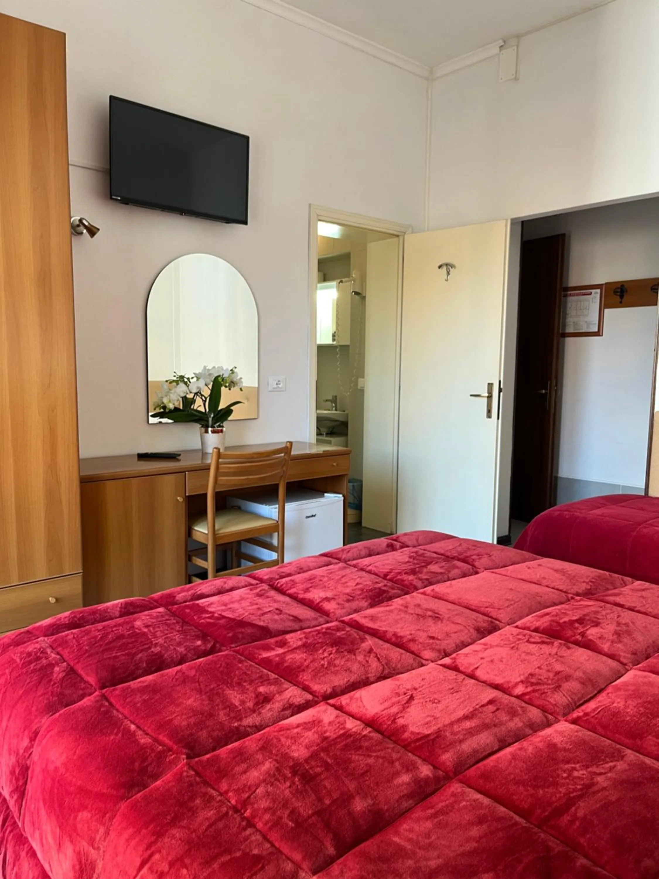 Bed in Hotel Touring