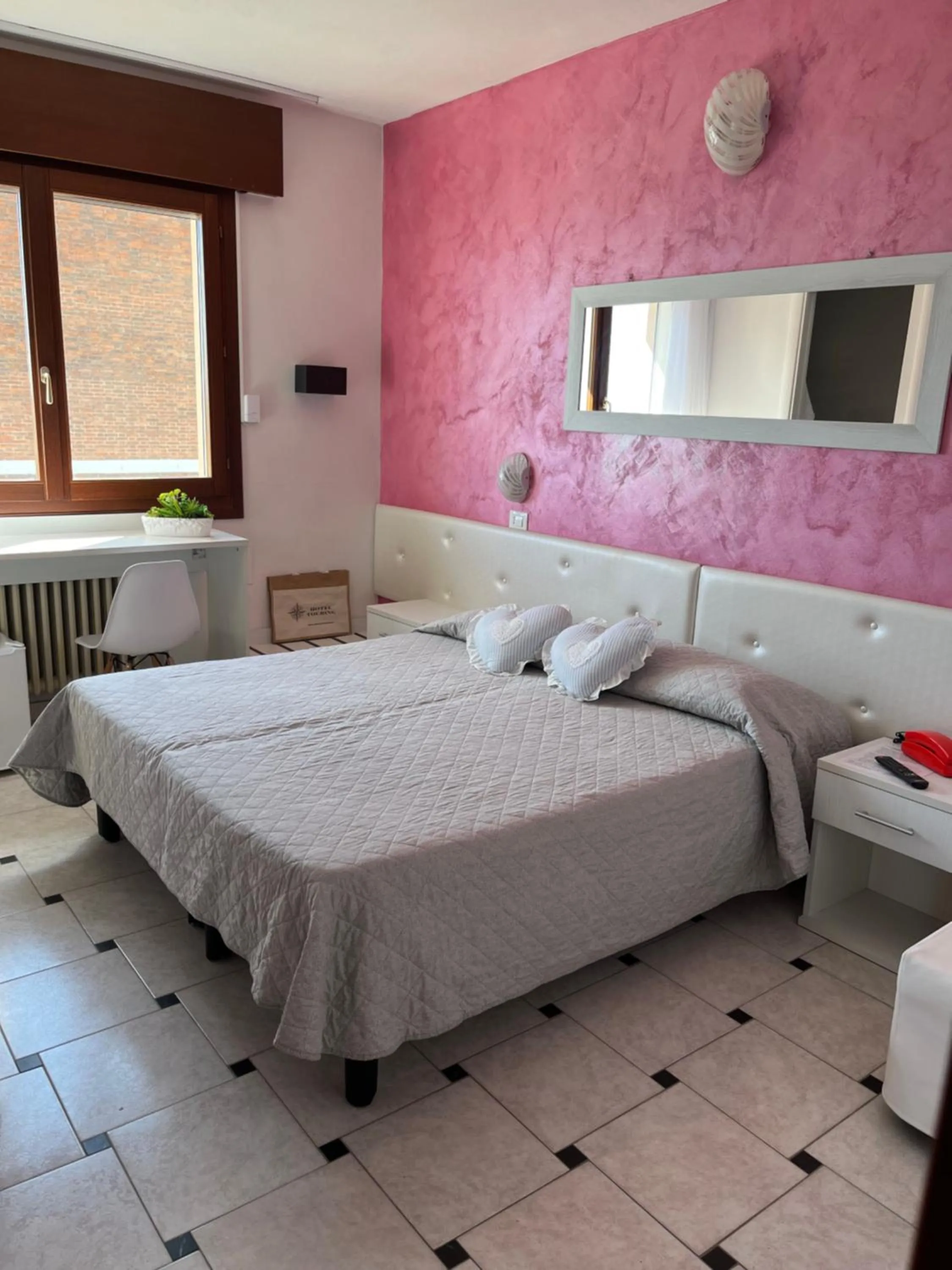 Bed in Hotel Touring