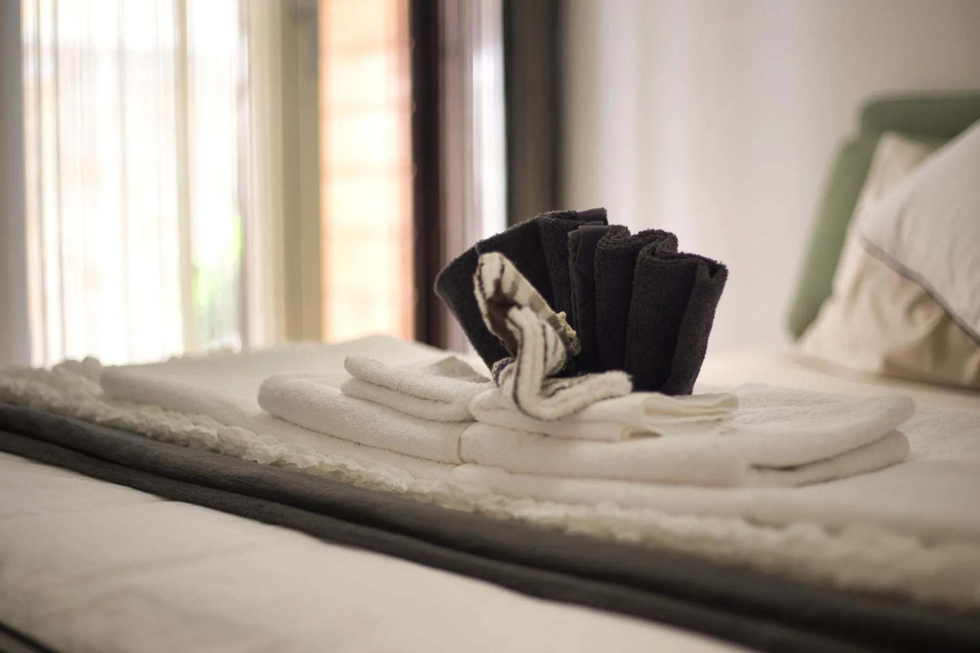 Photo of the whole room, Bed in Residenze Longhi