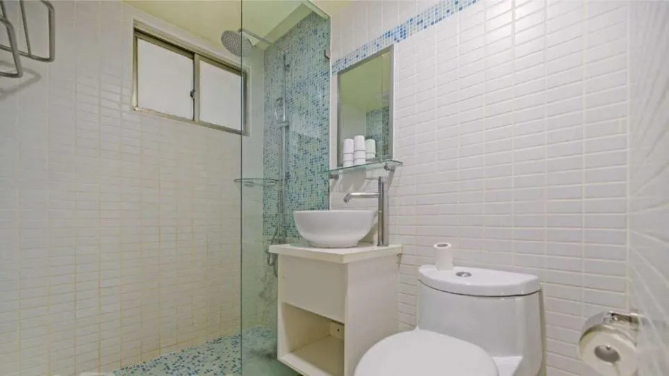 Toilet in Huaxin Hotel