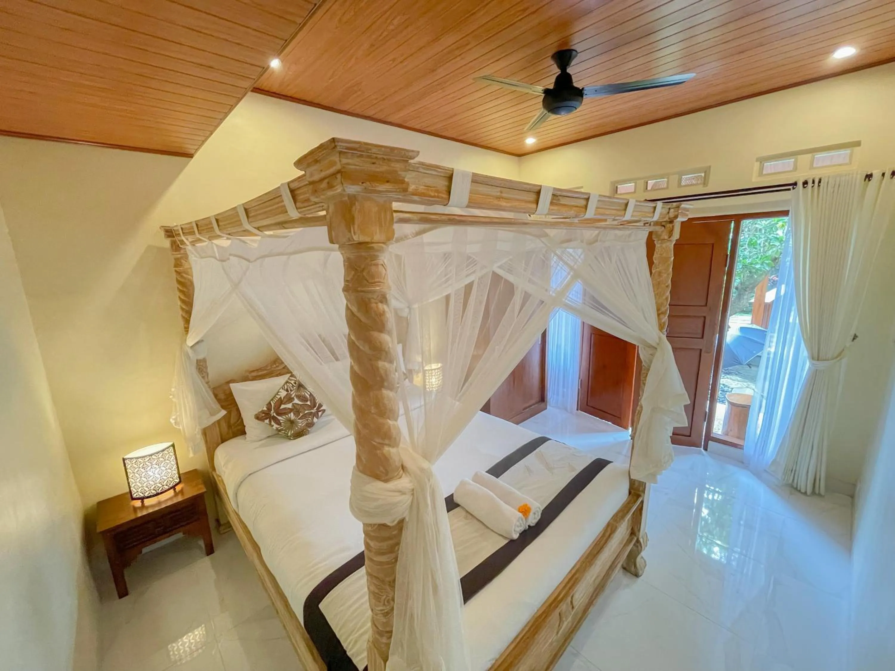 Bed in Mirah Guest House