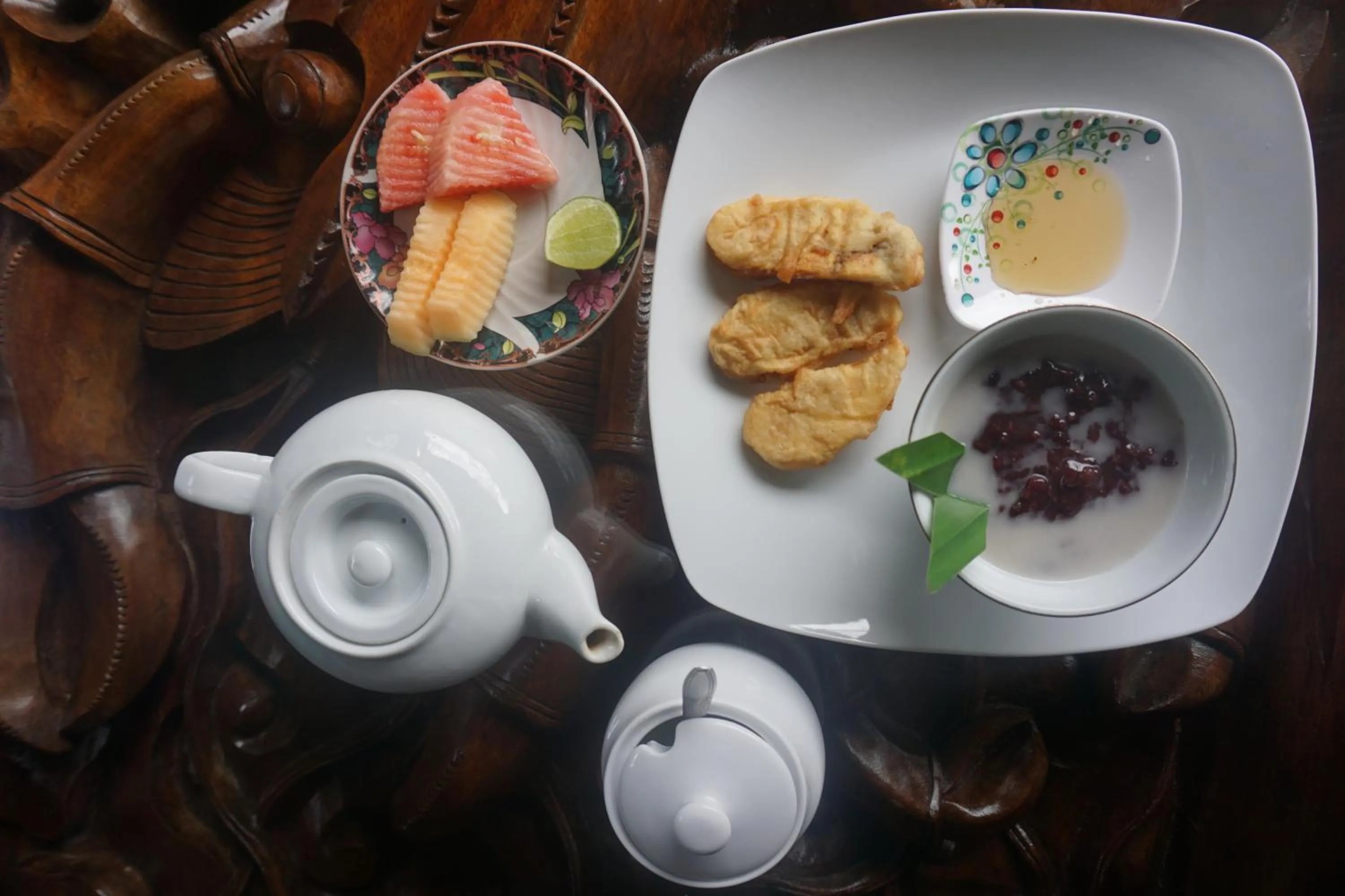 Breakfast in Mirah Guest House