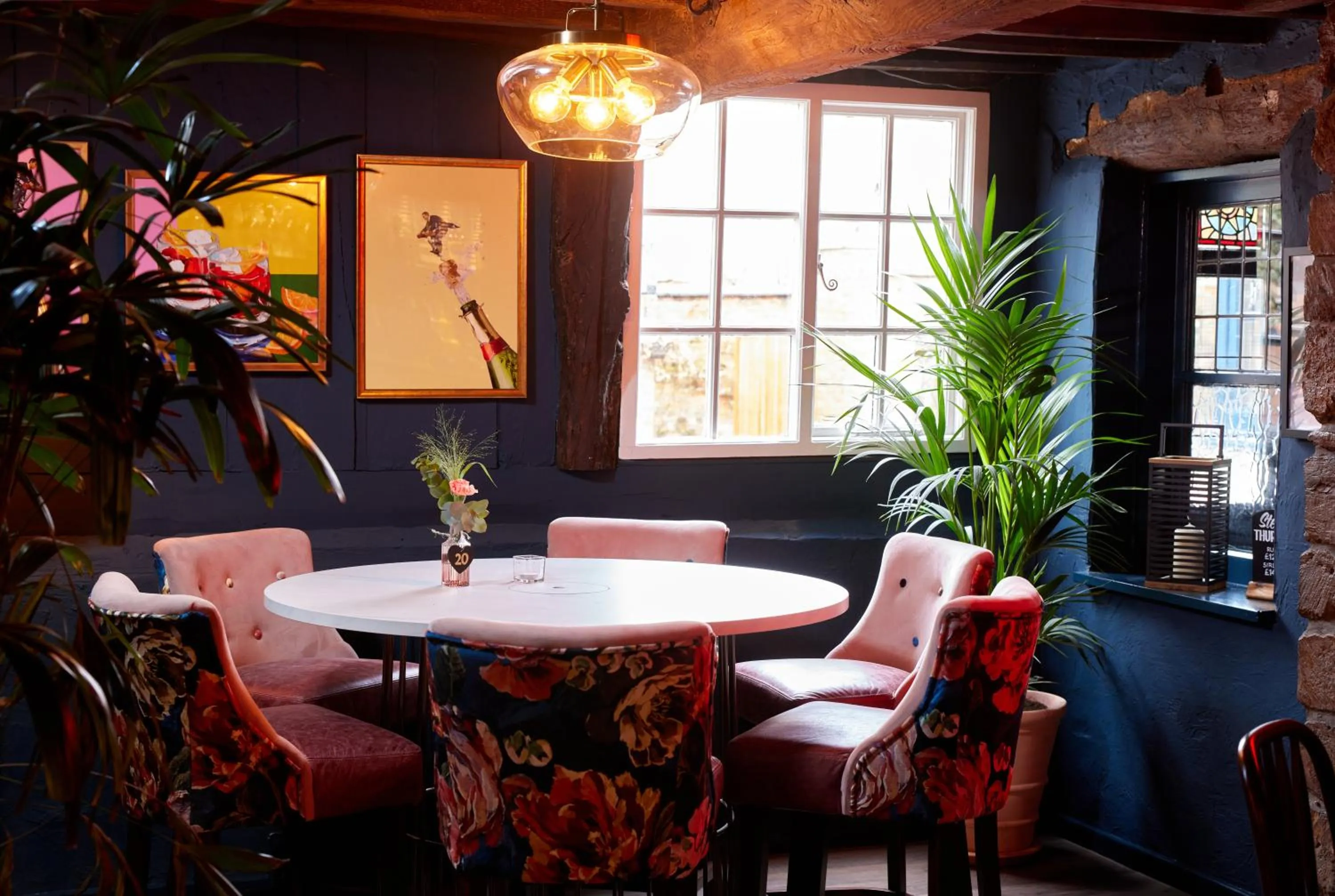 Restaurant/places to eat in Narborough Arms