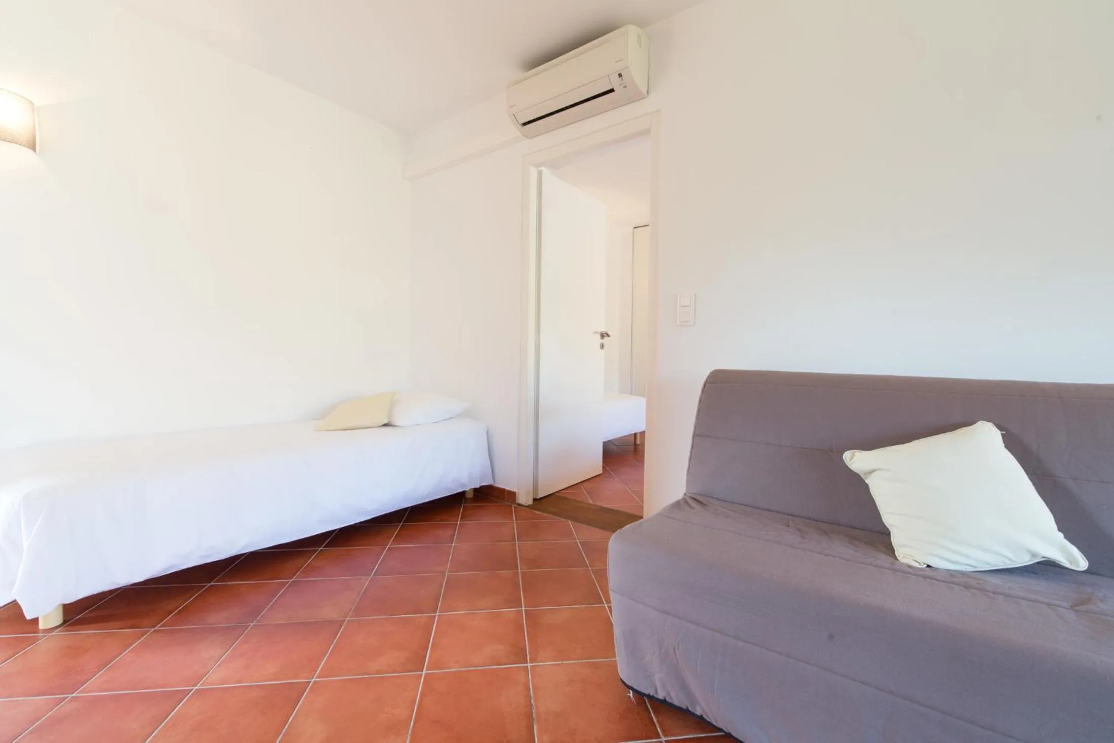 Living room, Bed in Casa Vecchia rooms + apartments