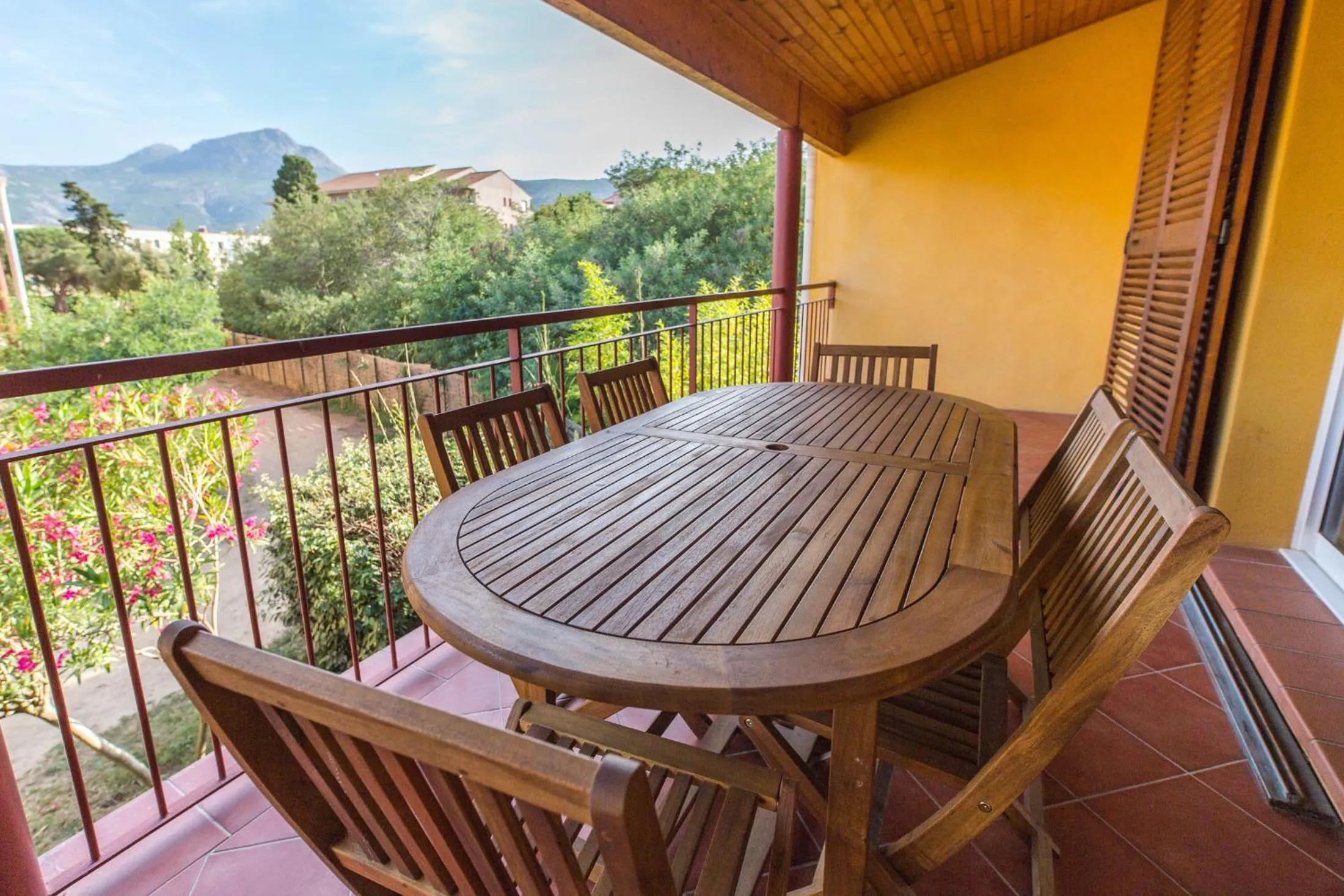 Garden view in Casa Vecchia rooms + apartments