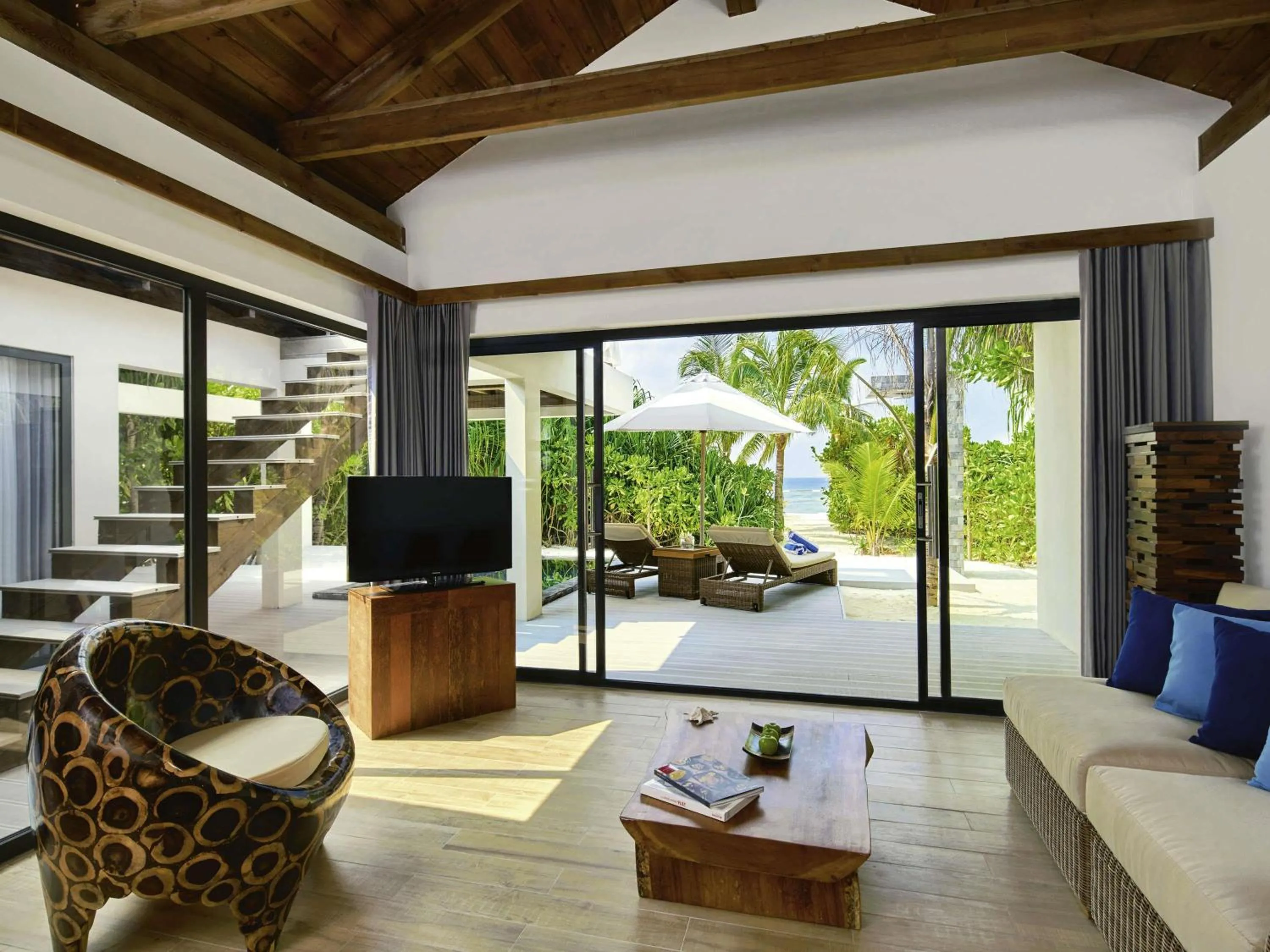 Bedroom in Kuredhivaru Resort and Spa - Maldives