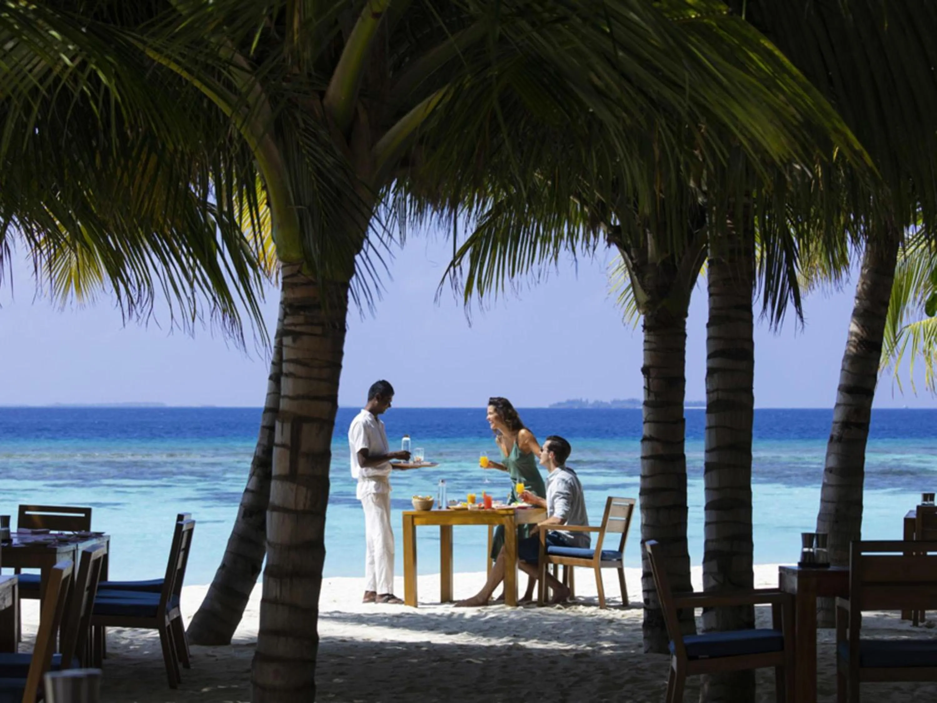 Restaurant/places to eat in Kuredhivaru Resort and Spa - Maldives
