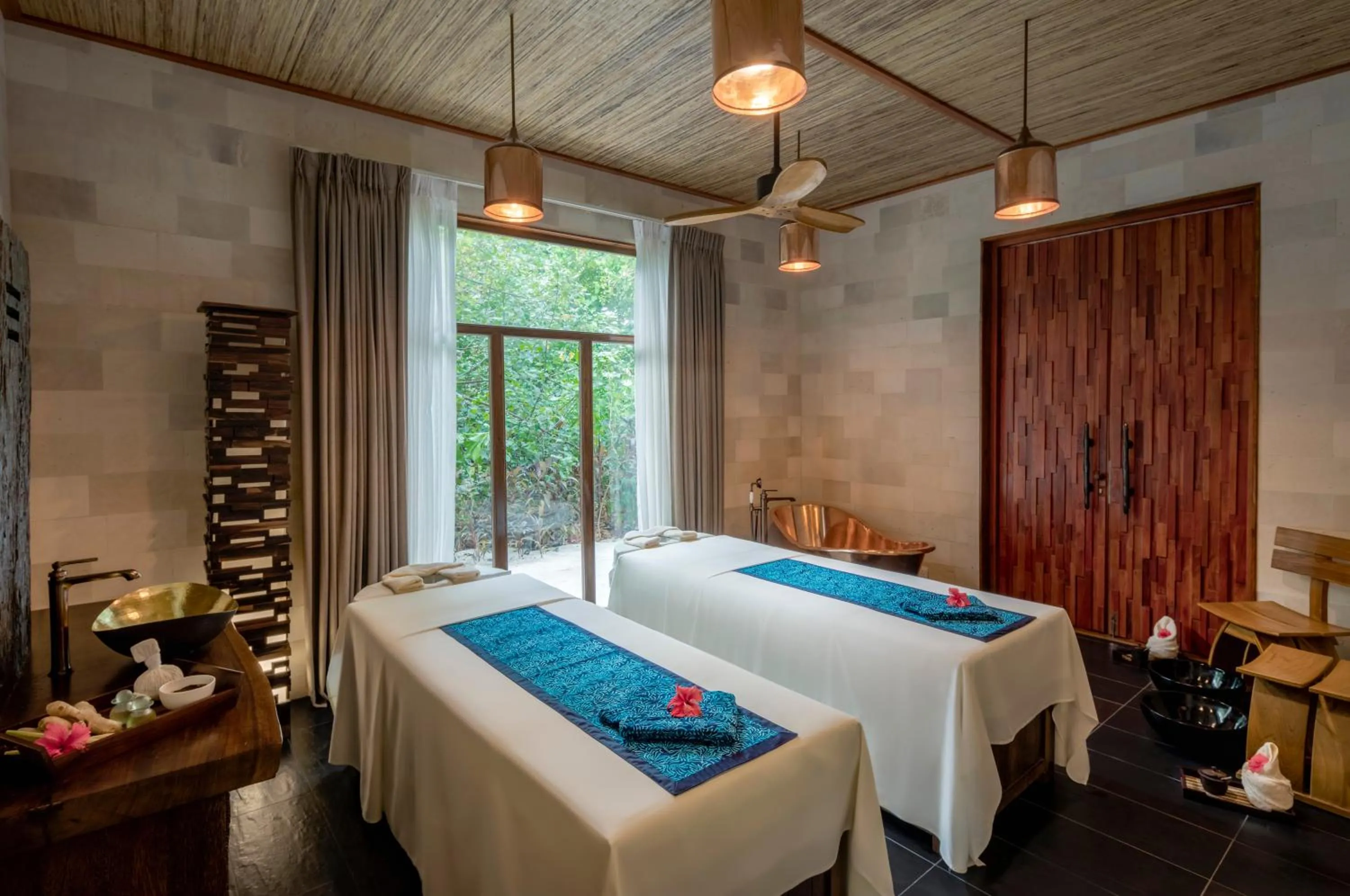 Massage, Bed in Kuredhivaru Resort and Spa - Maldives