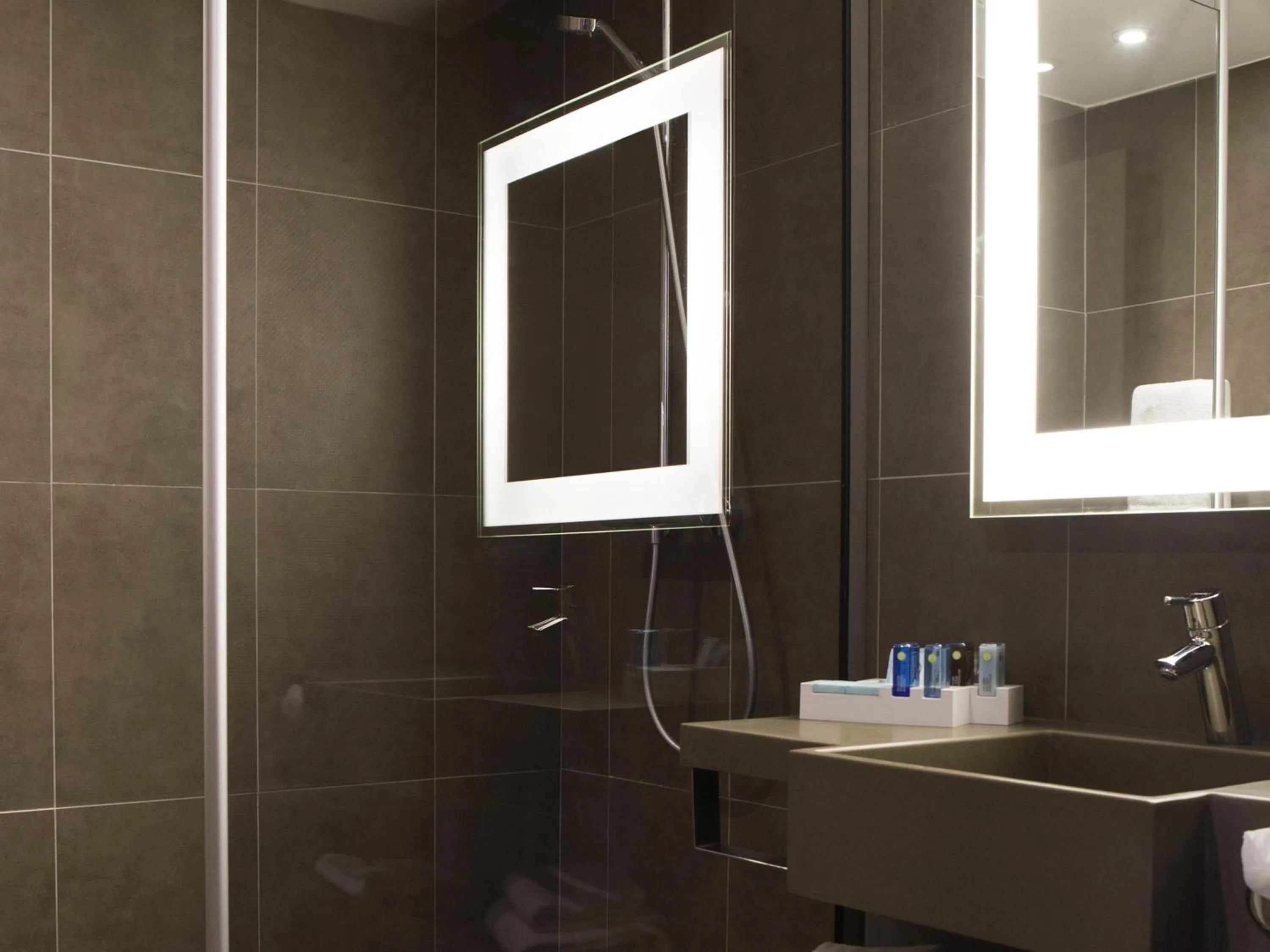 Bedroom in Novotel Toulouse Centre Wilson