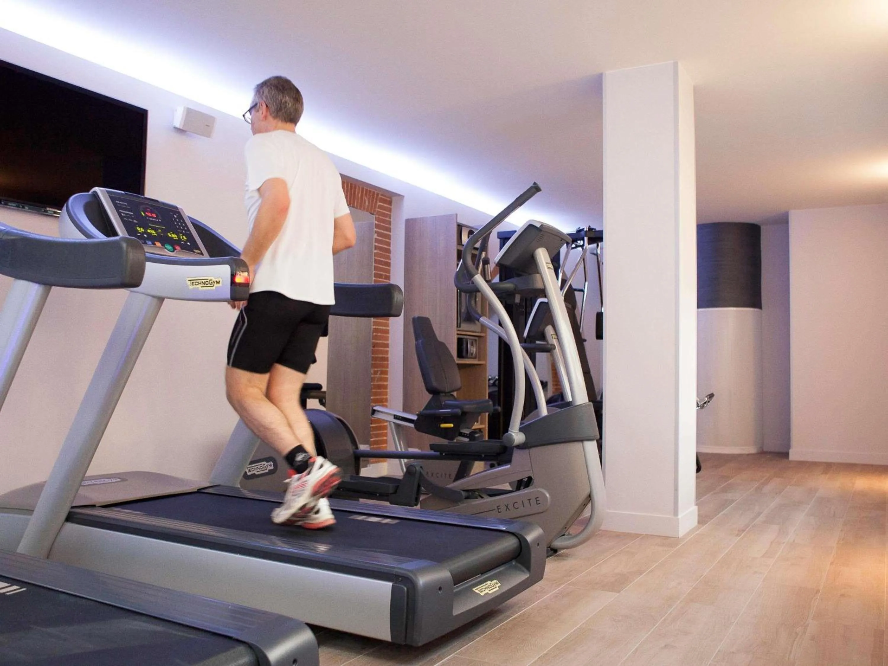 Property building in Novotel Toulouse Centre Wilson