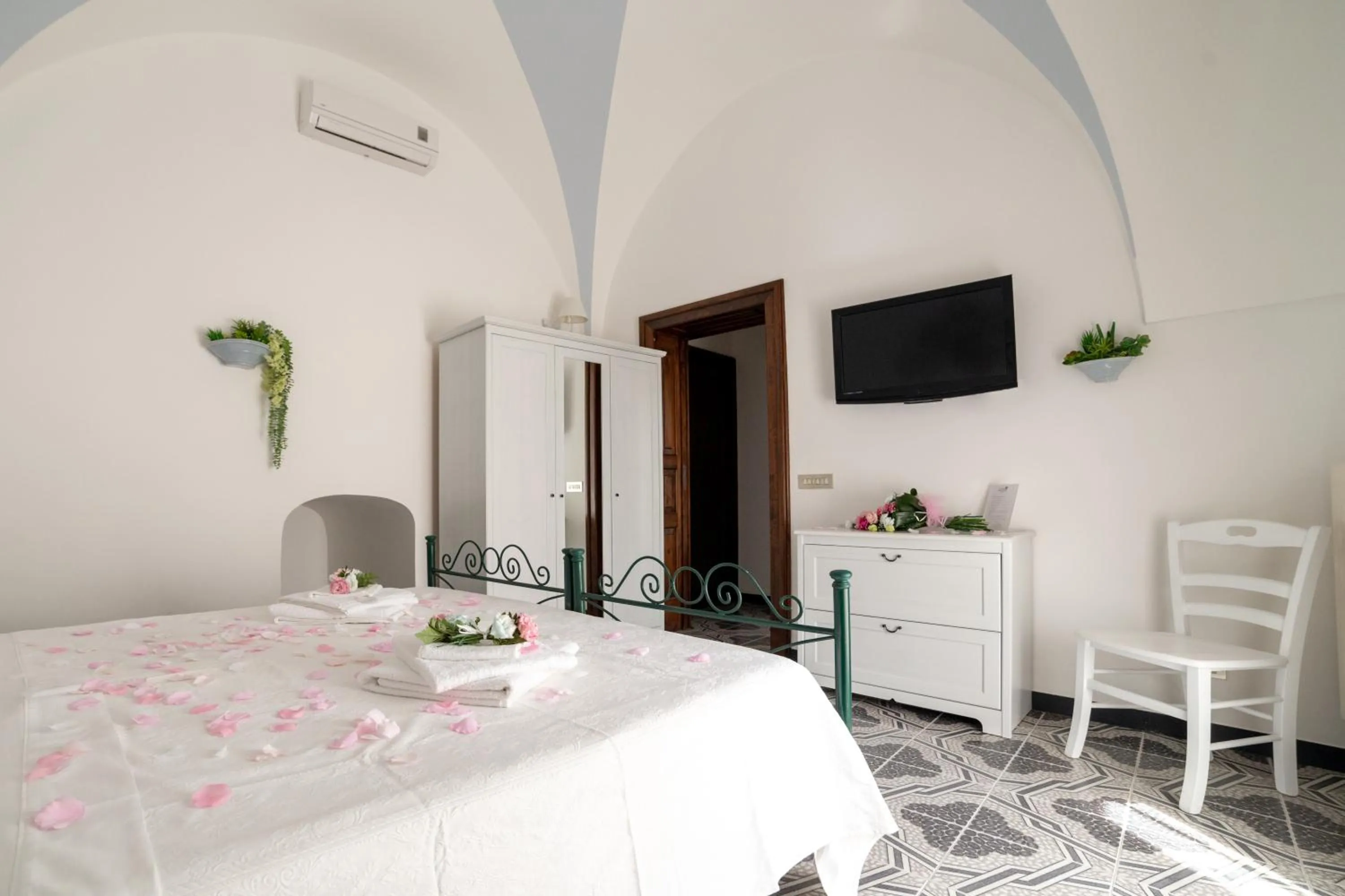 TV and multimedia in Il Sogno Di Pandora