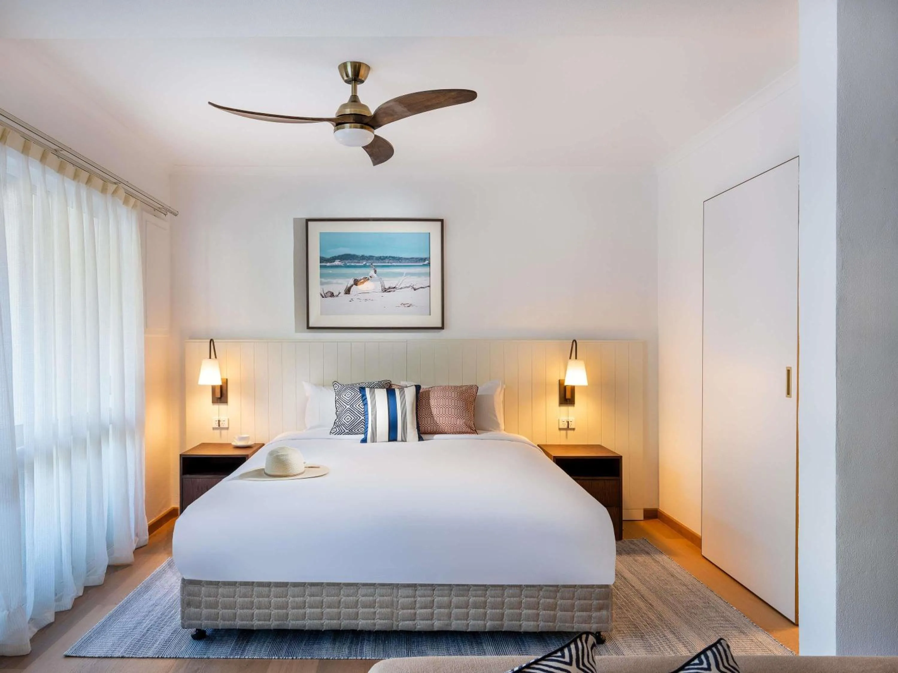 Bedroom, Bed in Mantra Club Croc