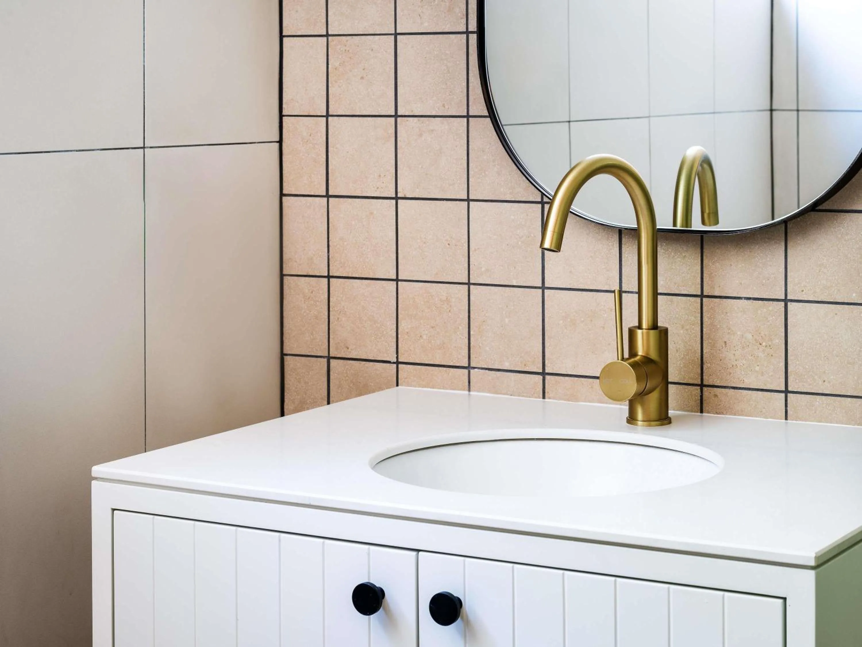 Bedroom in Mantra Club Croc