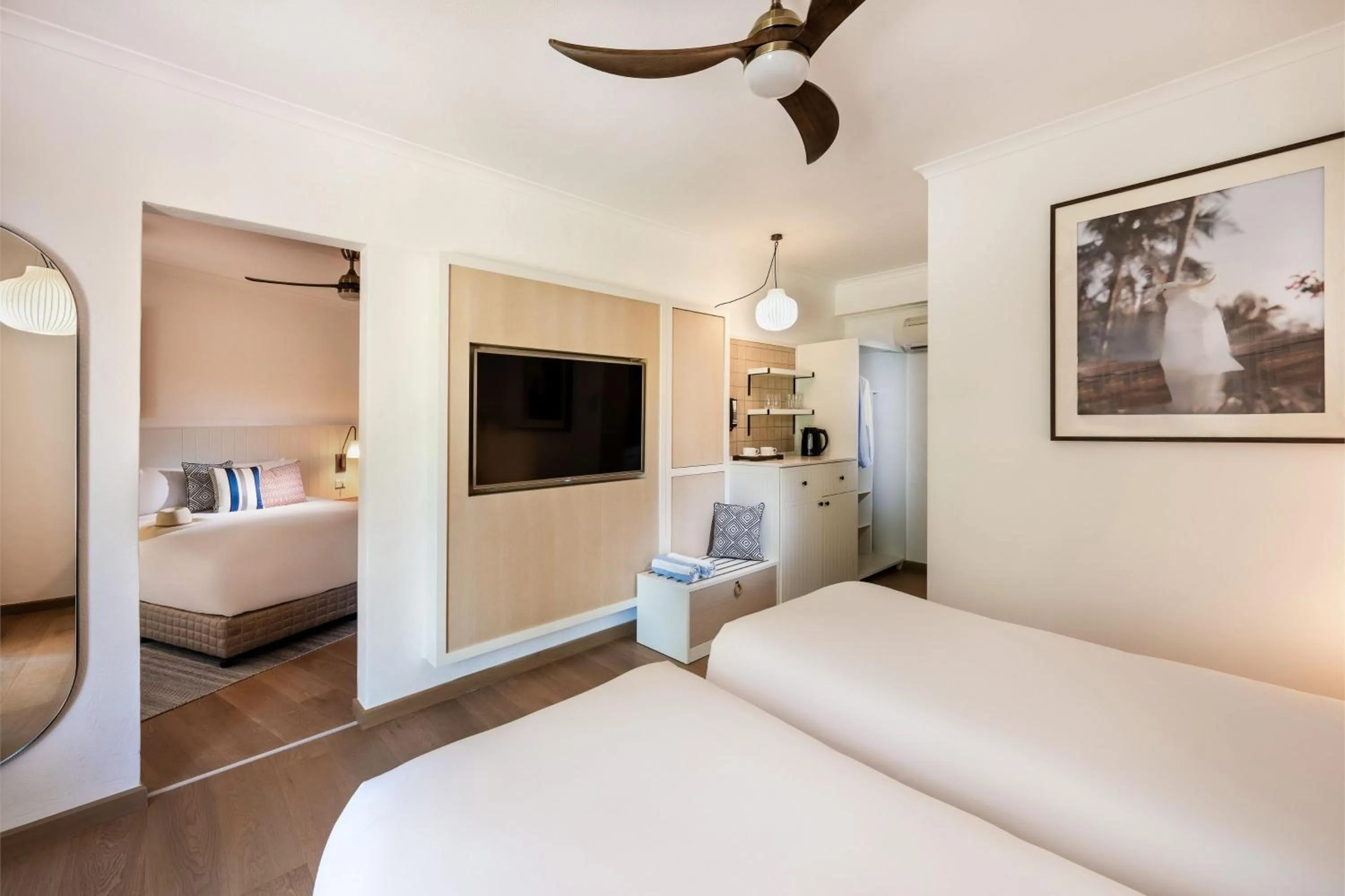 TV and multimedia, Bed in Mantra Club Croc