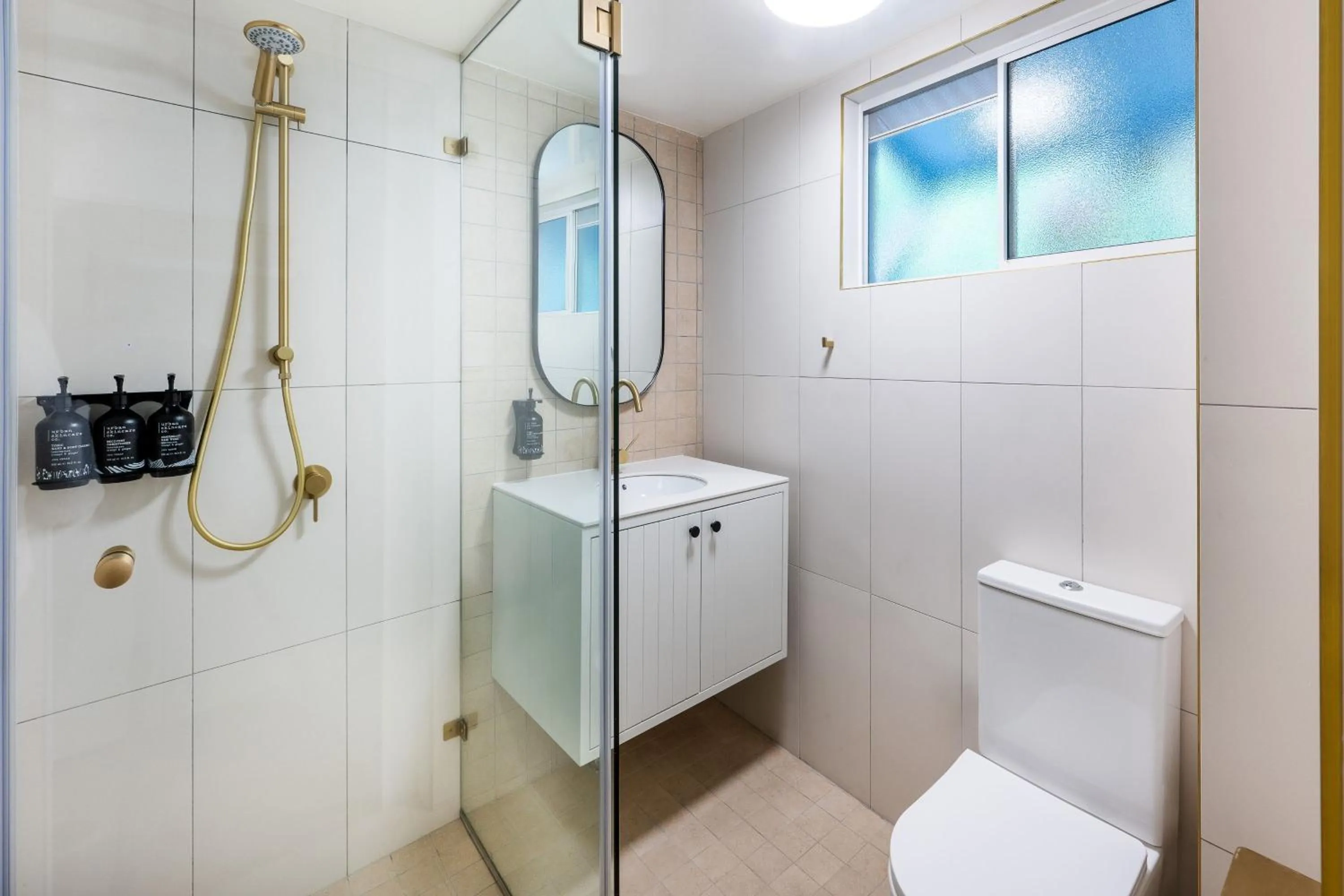 Shower in Mantra Club Croc