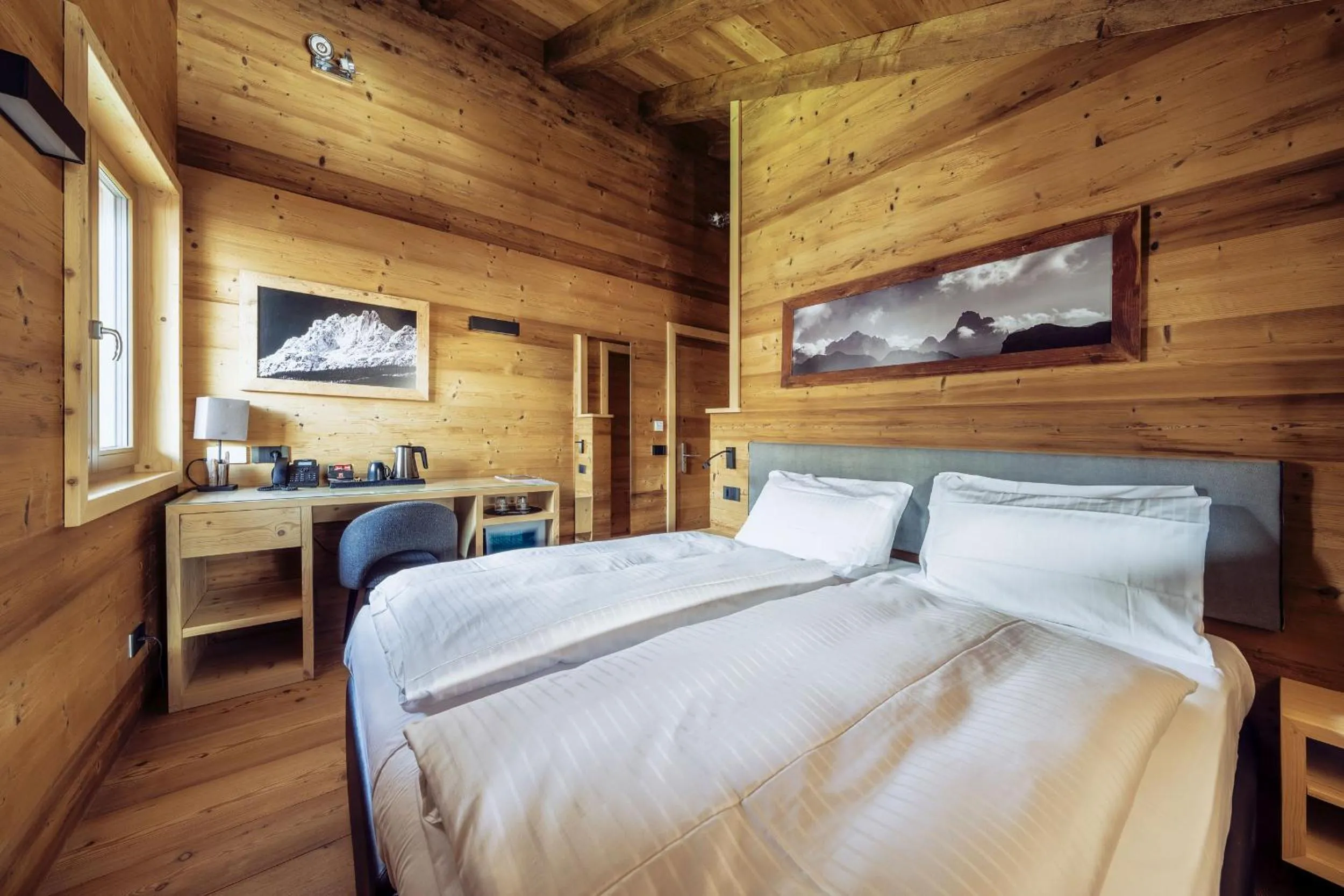 Bed in Hotel Villa Alpina ***S