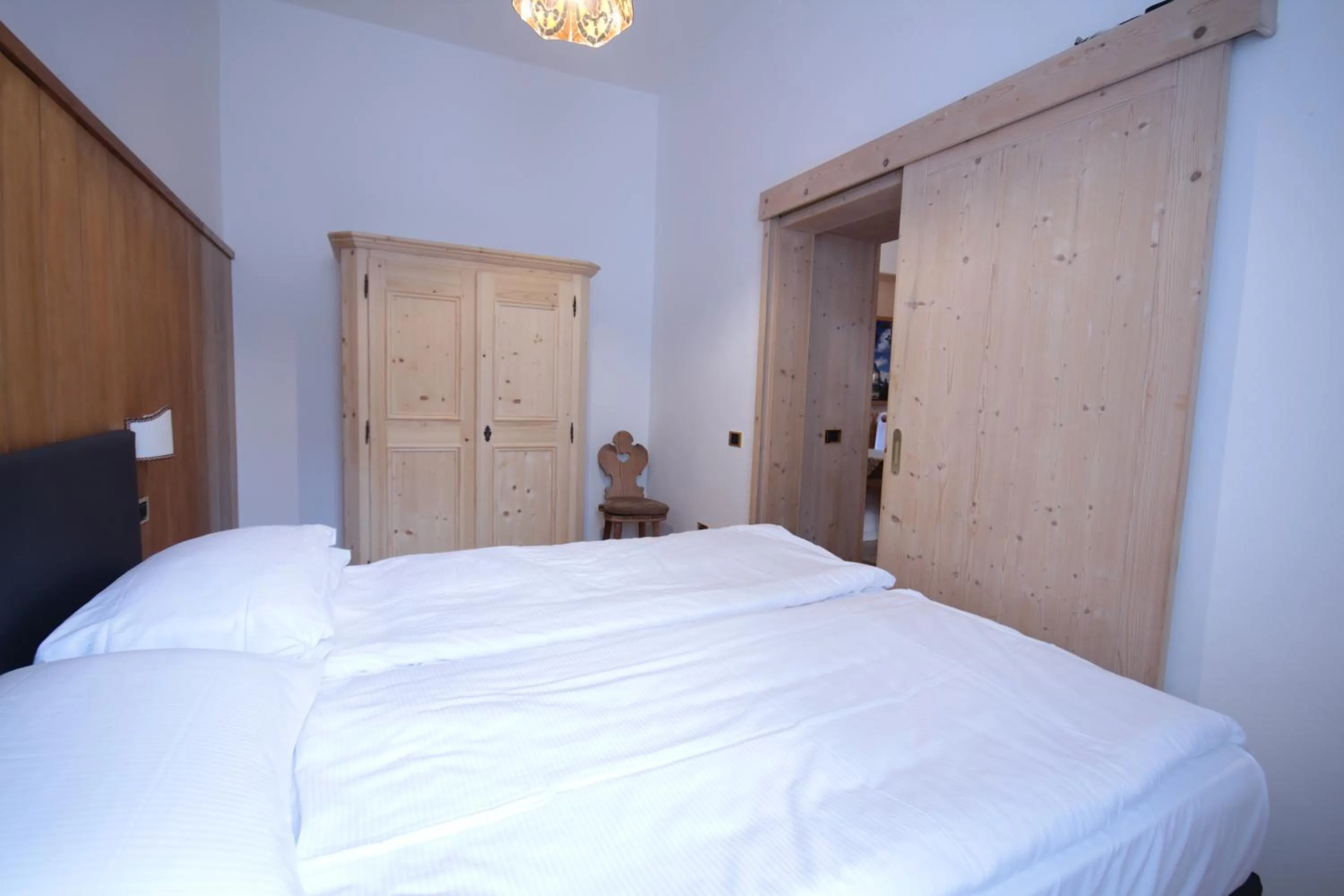 Bed in Hotel Villa Alpina ***S