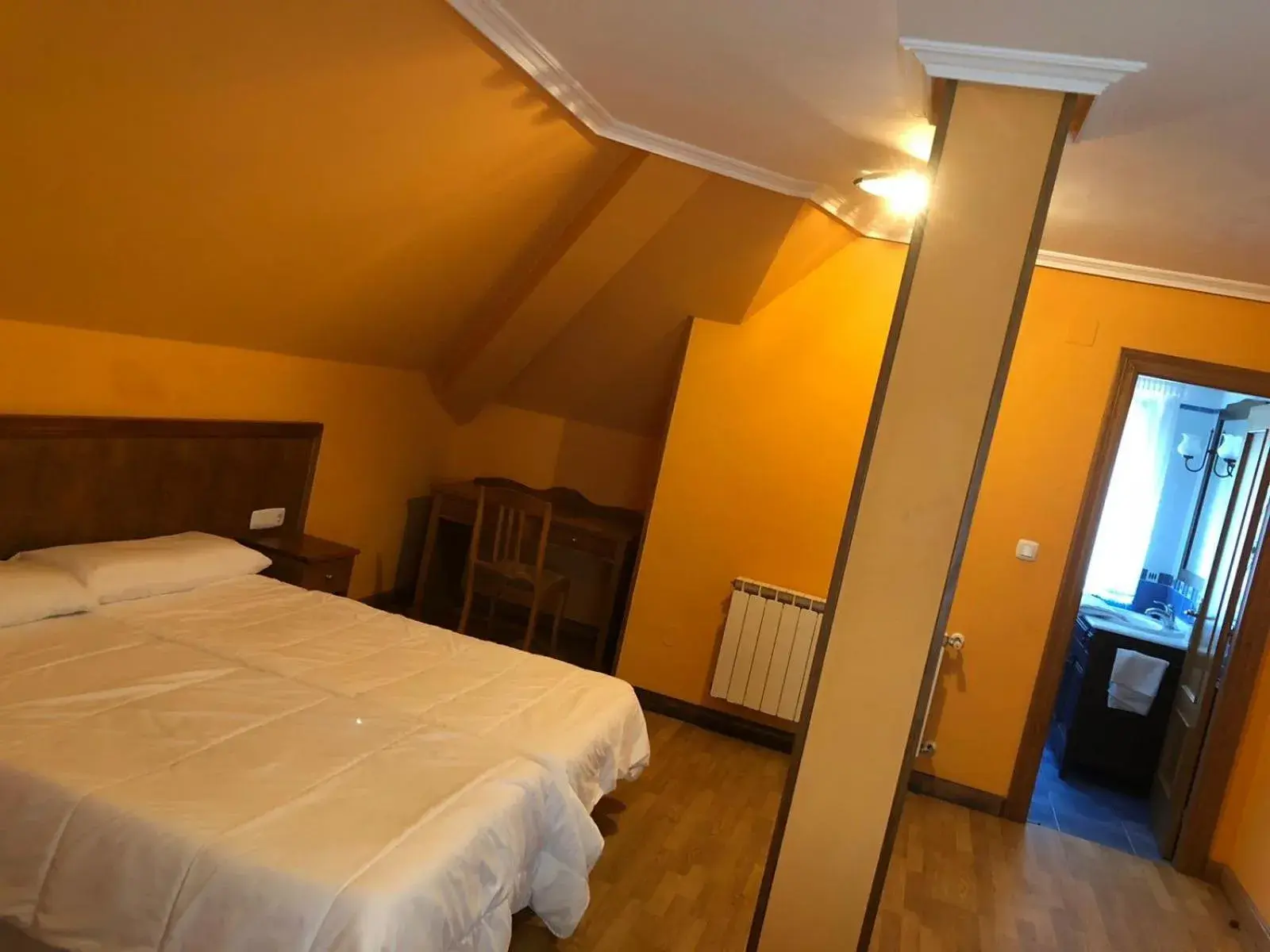 Double Room in La Mies del Marqués Double Room in La Mies del Marqués