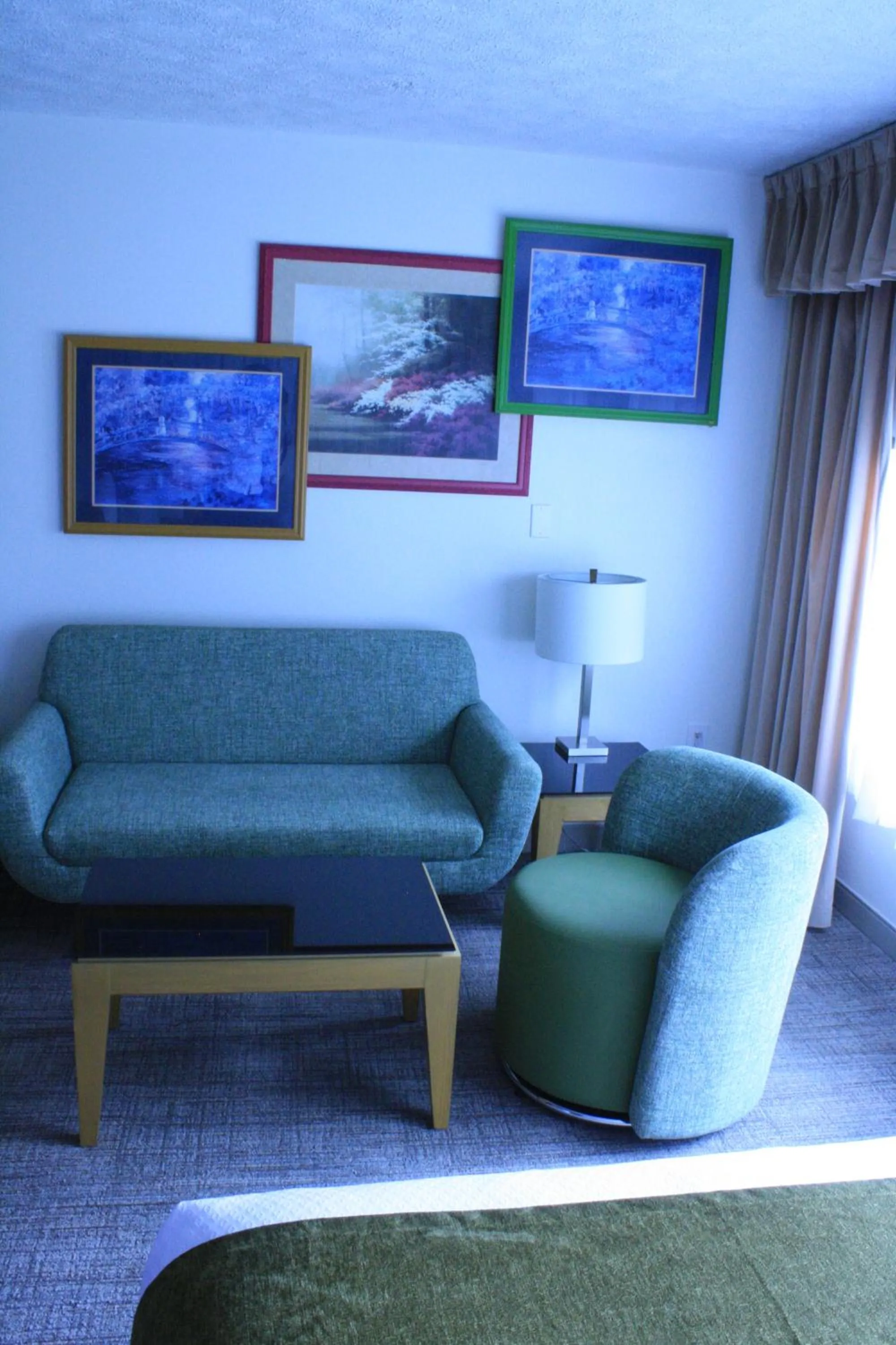 Living room in Split Rock Resort