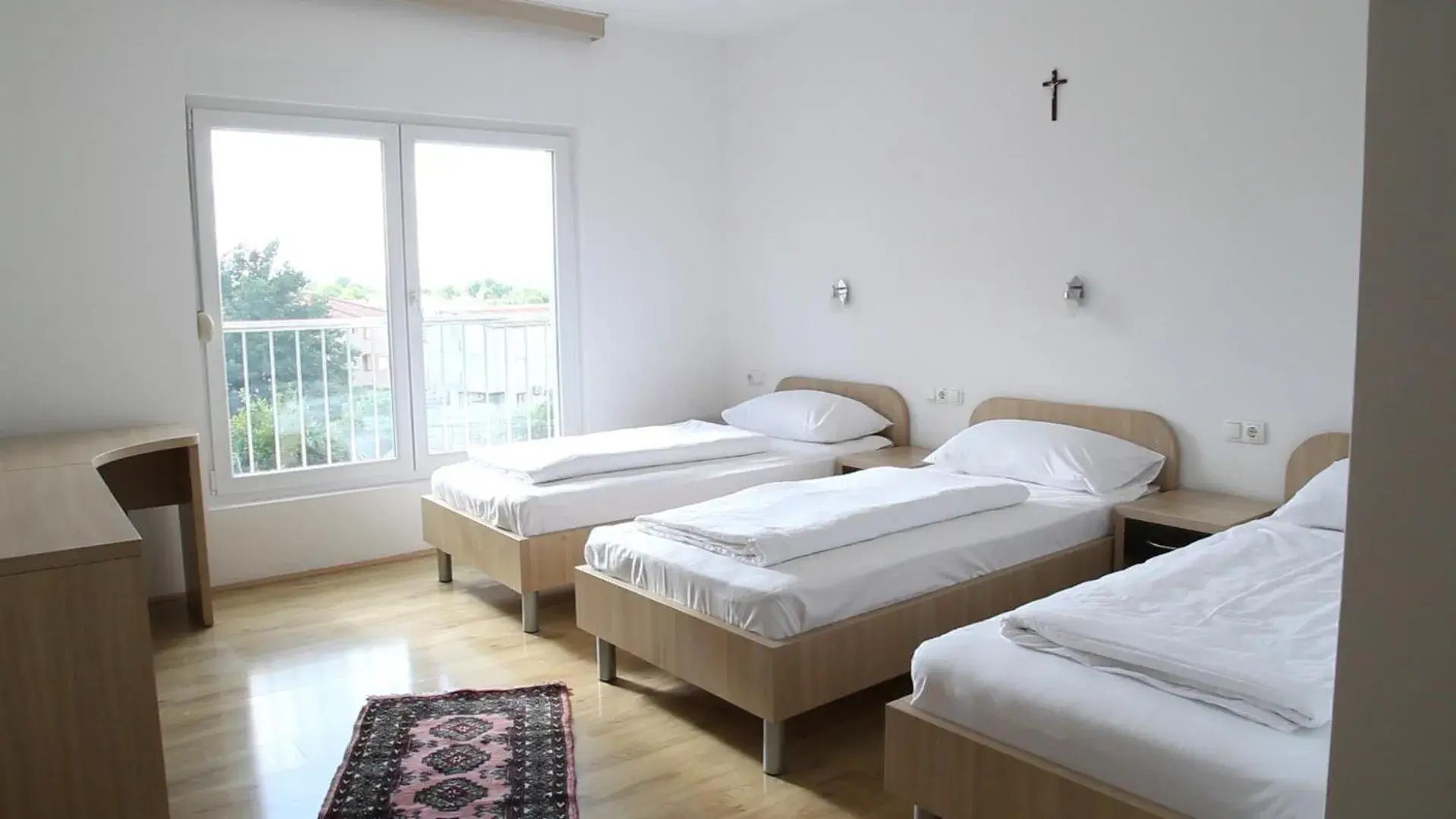 Standard Triple Room in Hotel Bagarić -ispod brda ukazanja adress Kraljice Mira 56 Bijakovci Međugorje Standard Triple Room in Hotel Bagarić -ispod brda ukazanja adress Kraljice Mira 56 Bijakovci Međugorje