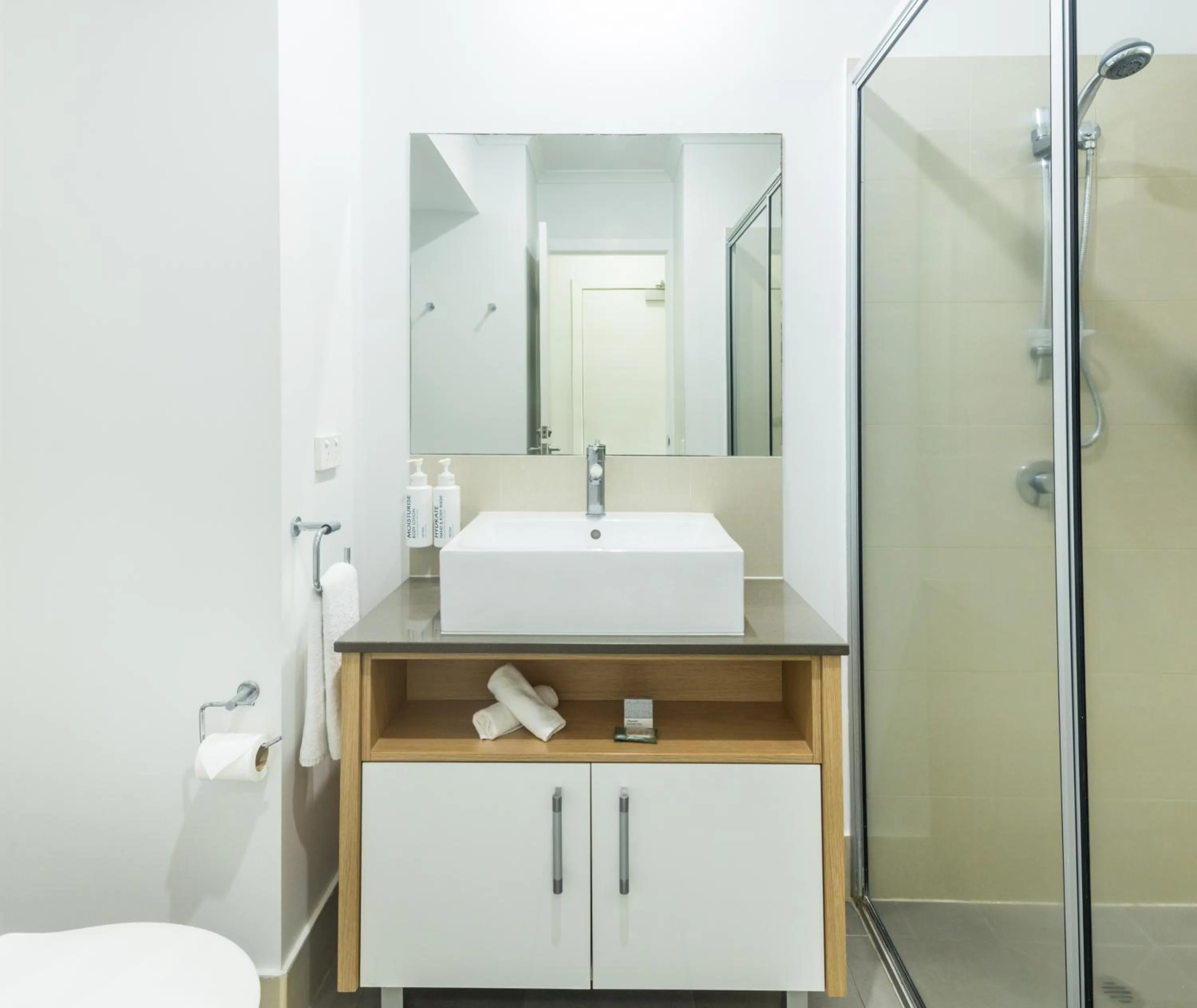 Bathroom in Oaks Port Douglas Resort