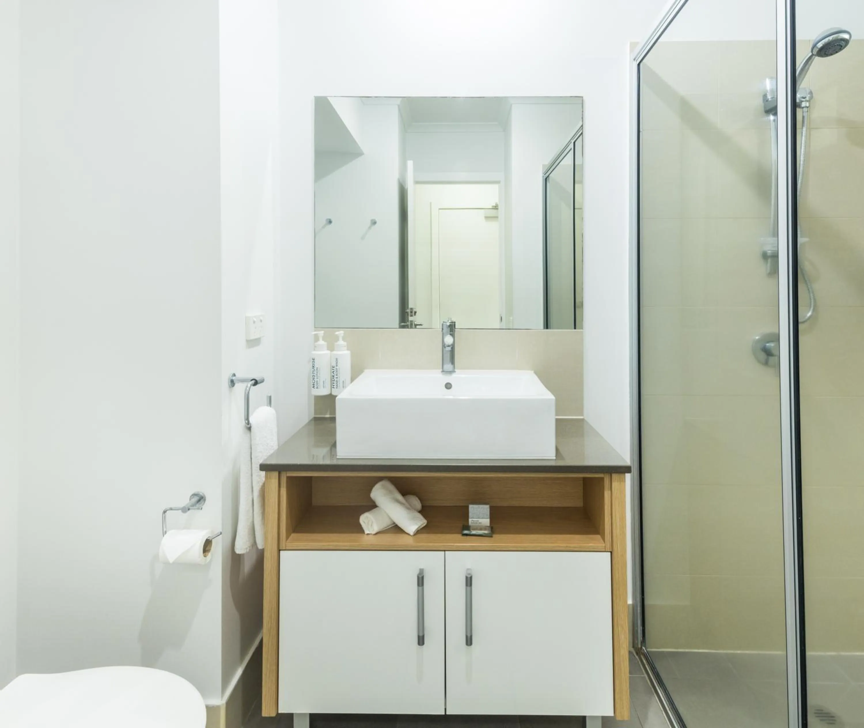 Bathroom in Oaks Port Douglas Resort