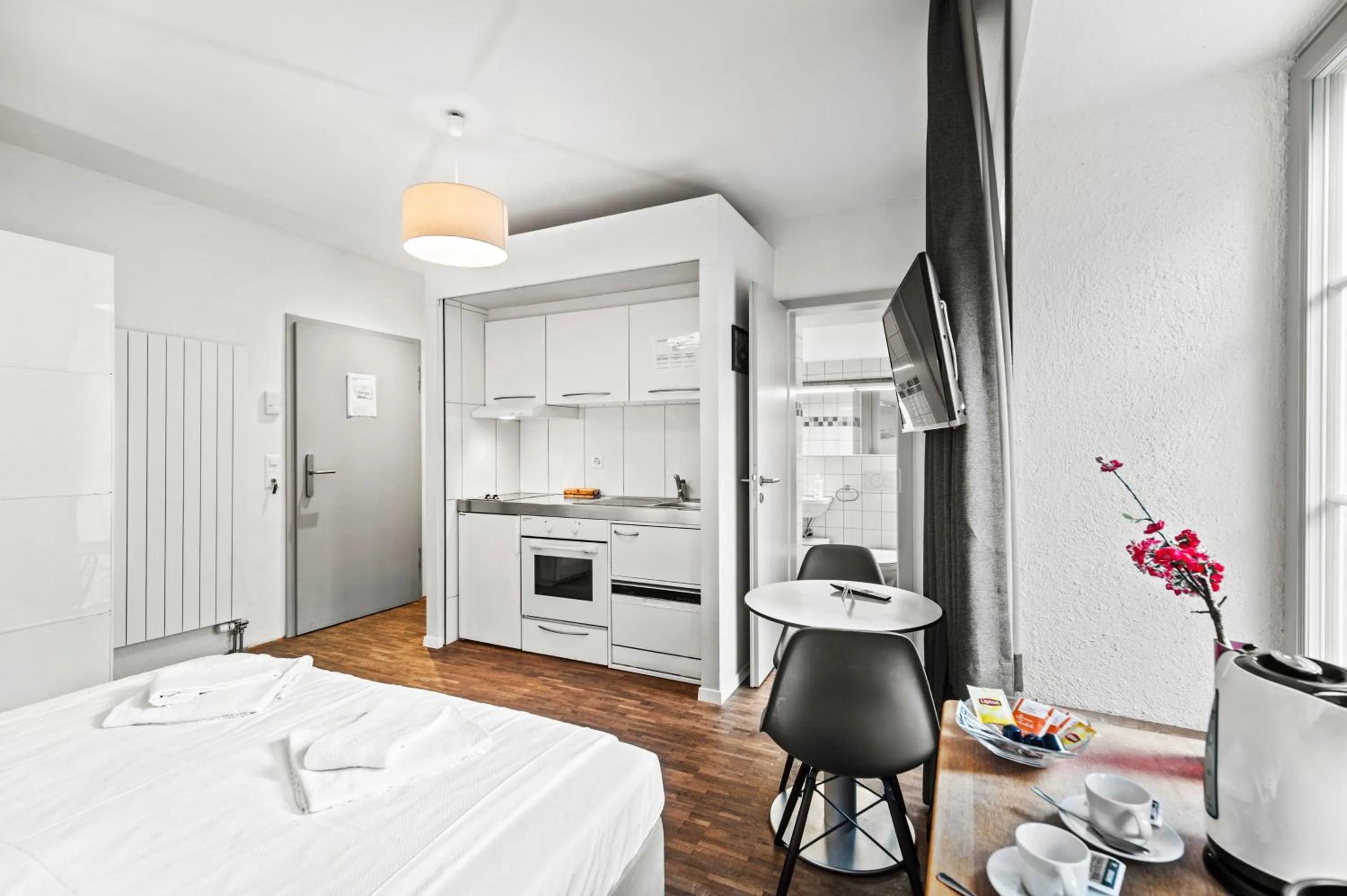 Kitchen or kitchenette in Hotel Hine Adon Fribourg