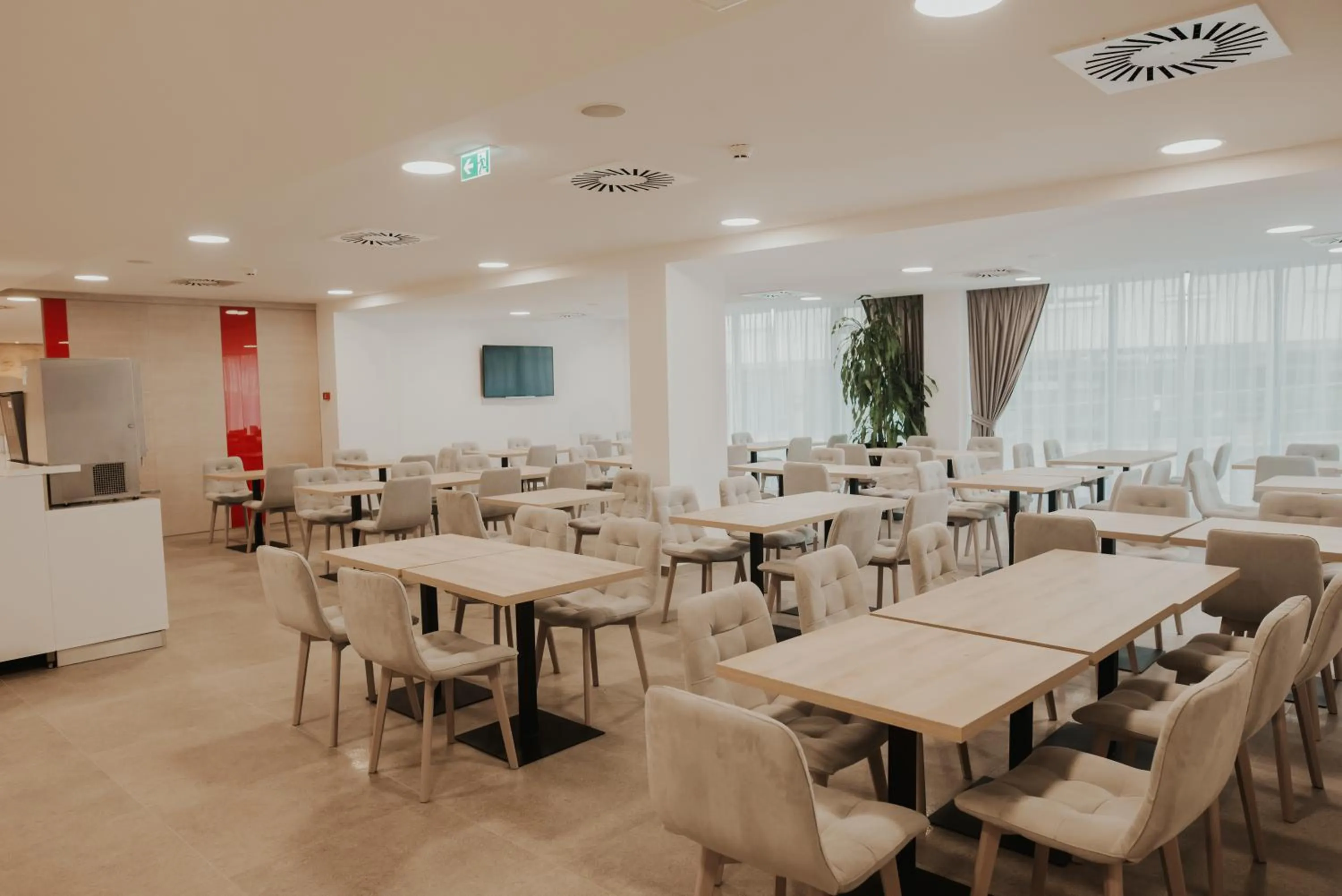 Restaurant/places to eat in Aparthotel Centar Sarajevo