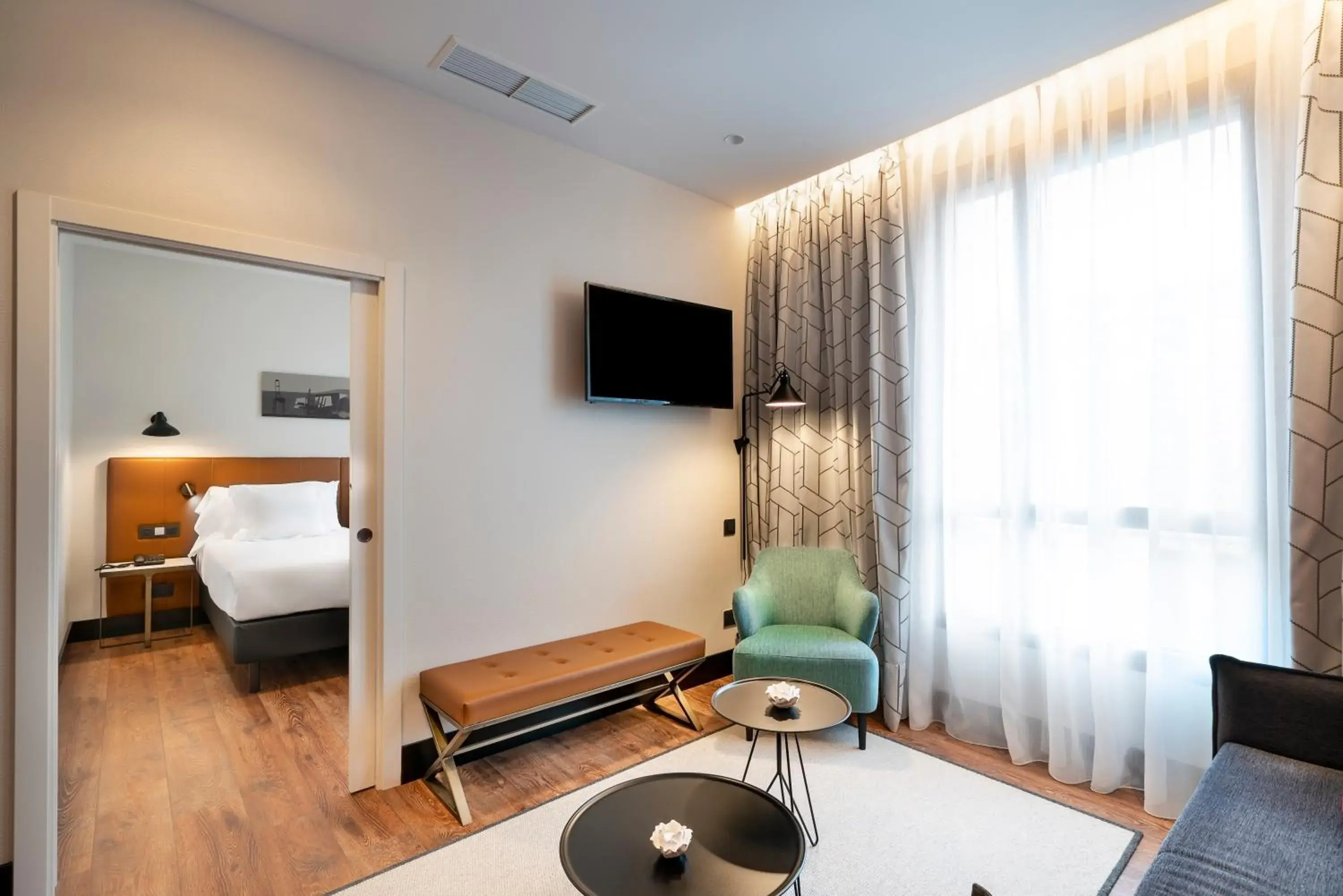 Junior Suite with River View (3 Adults) in Vincci Consulado de Bilbao Junior Suite with River View (3 Adults) in Vincci Consulado de Bilbao