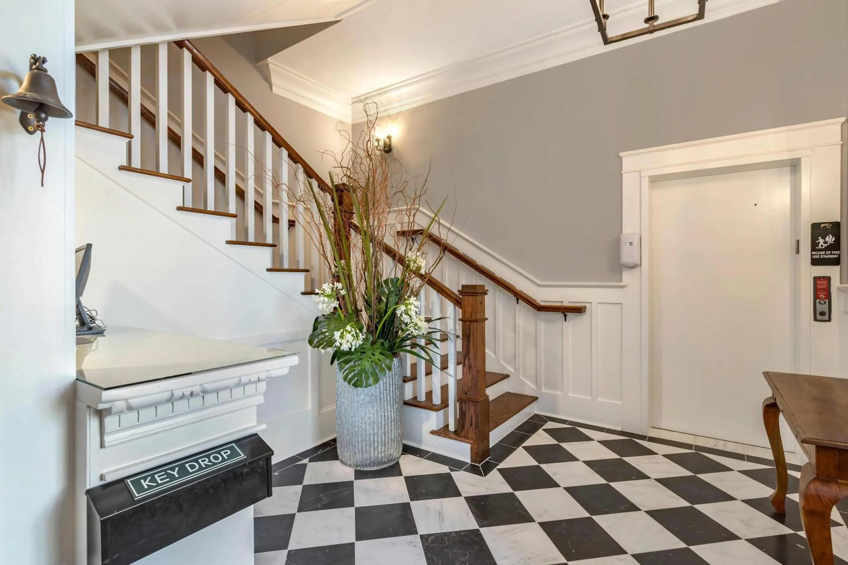 Lobby or reception in Inn at I'On, an Ascend Collection Hotel