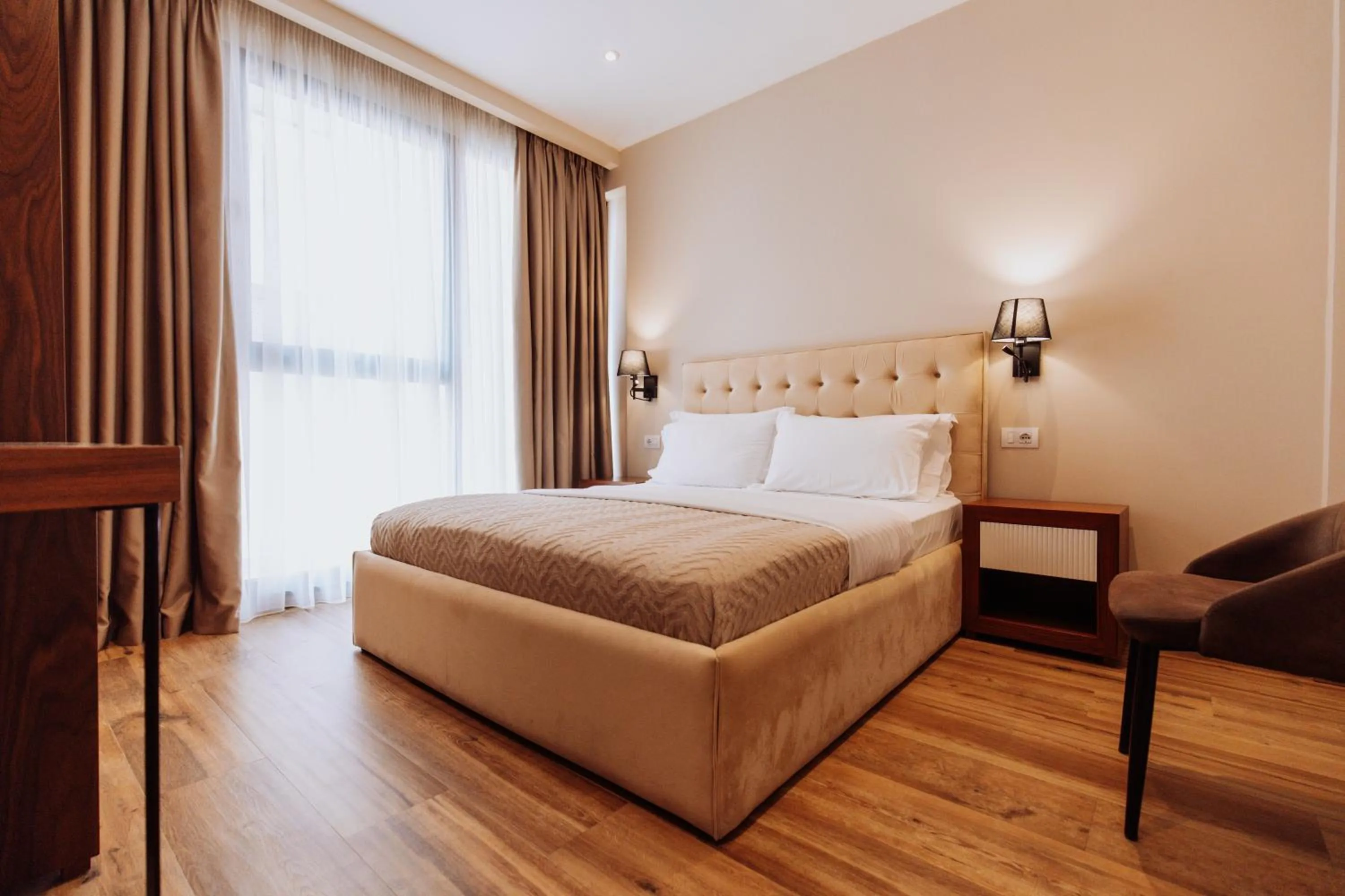 Bedroom in Royal G Hotel & SPA 4 Star