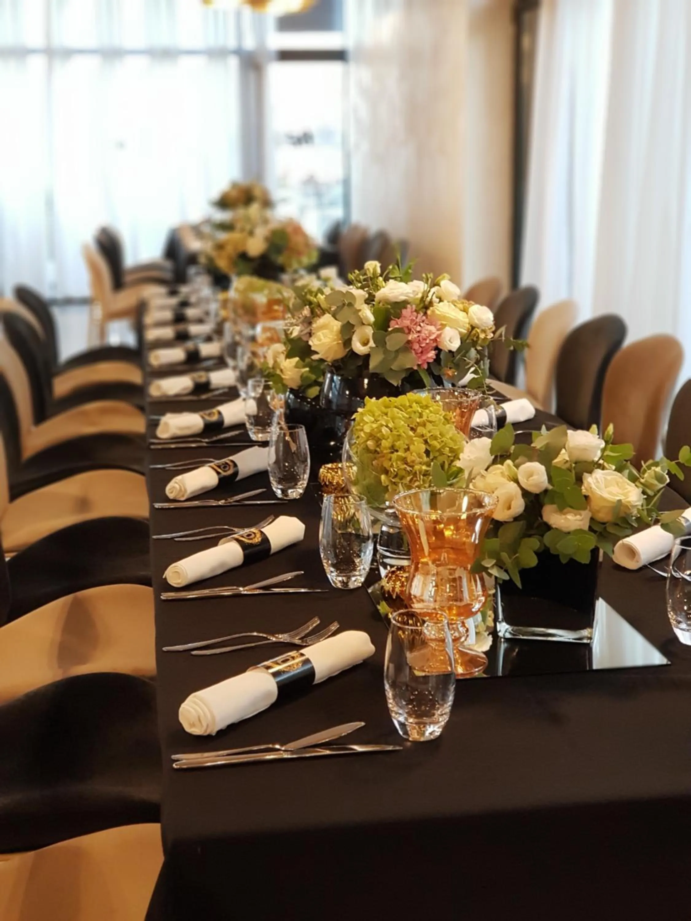 Restaurant/places to eat in Royal G Hotel & SPA 4 Star