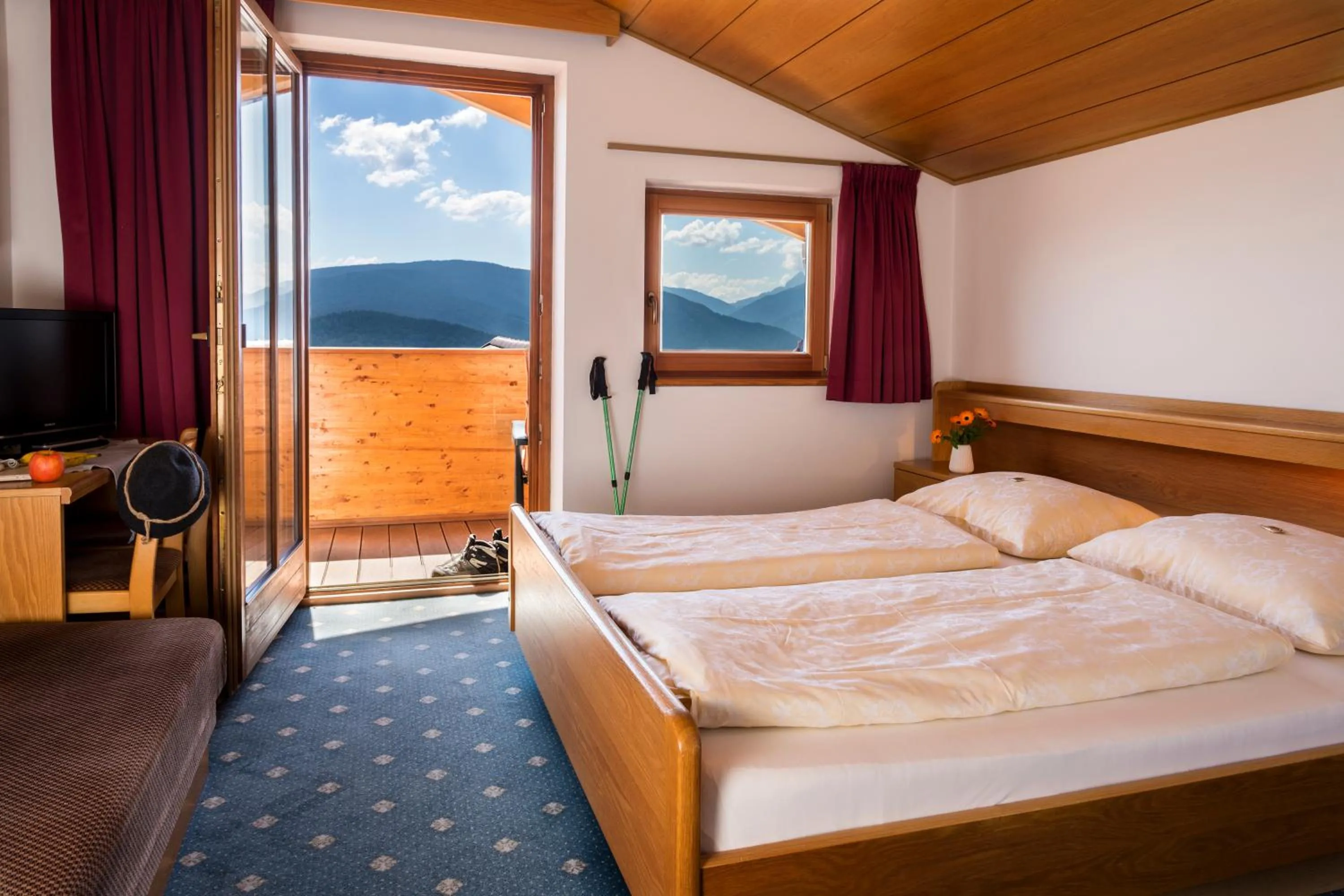 Photo of the whole room, Bed in Pension Wiesenrain