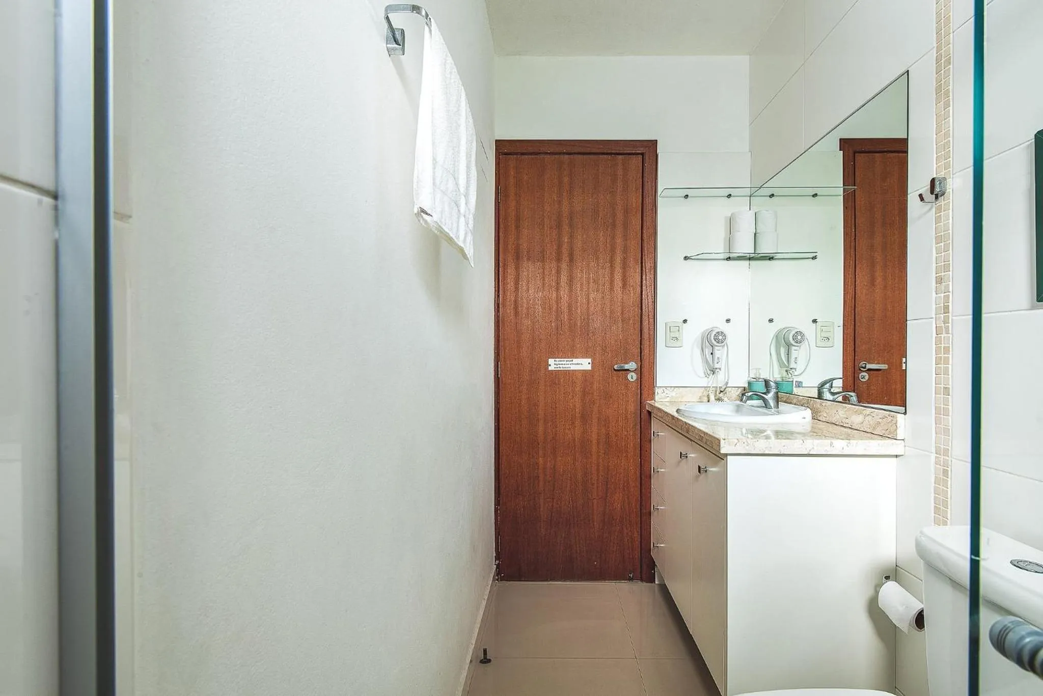 Toilet in Pousada Bangalôs do Rosa