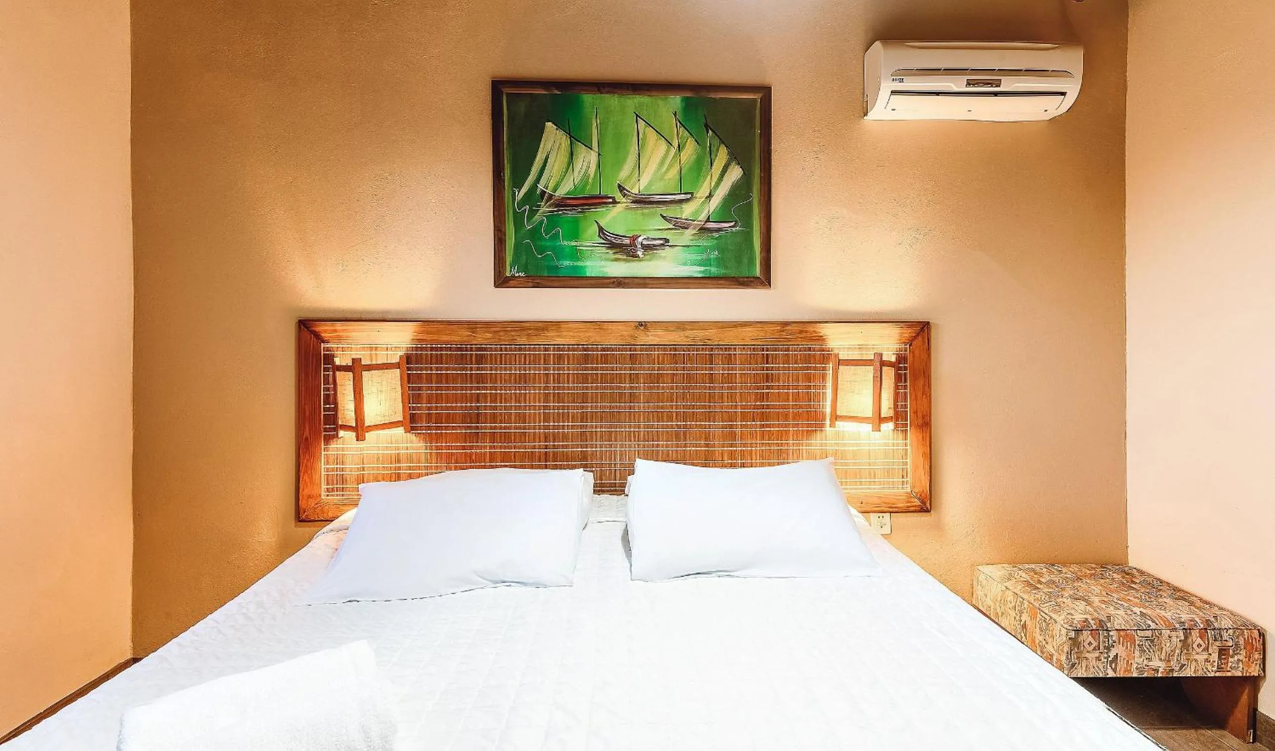 Bedroom, Bed in Pousada Bangalôs do Rosa