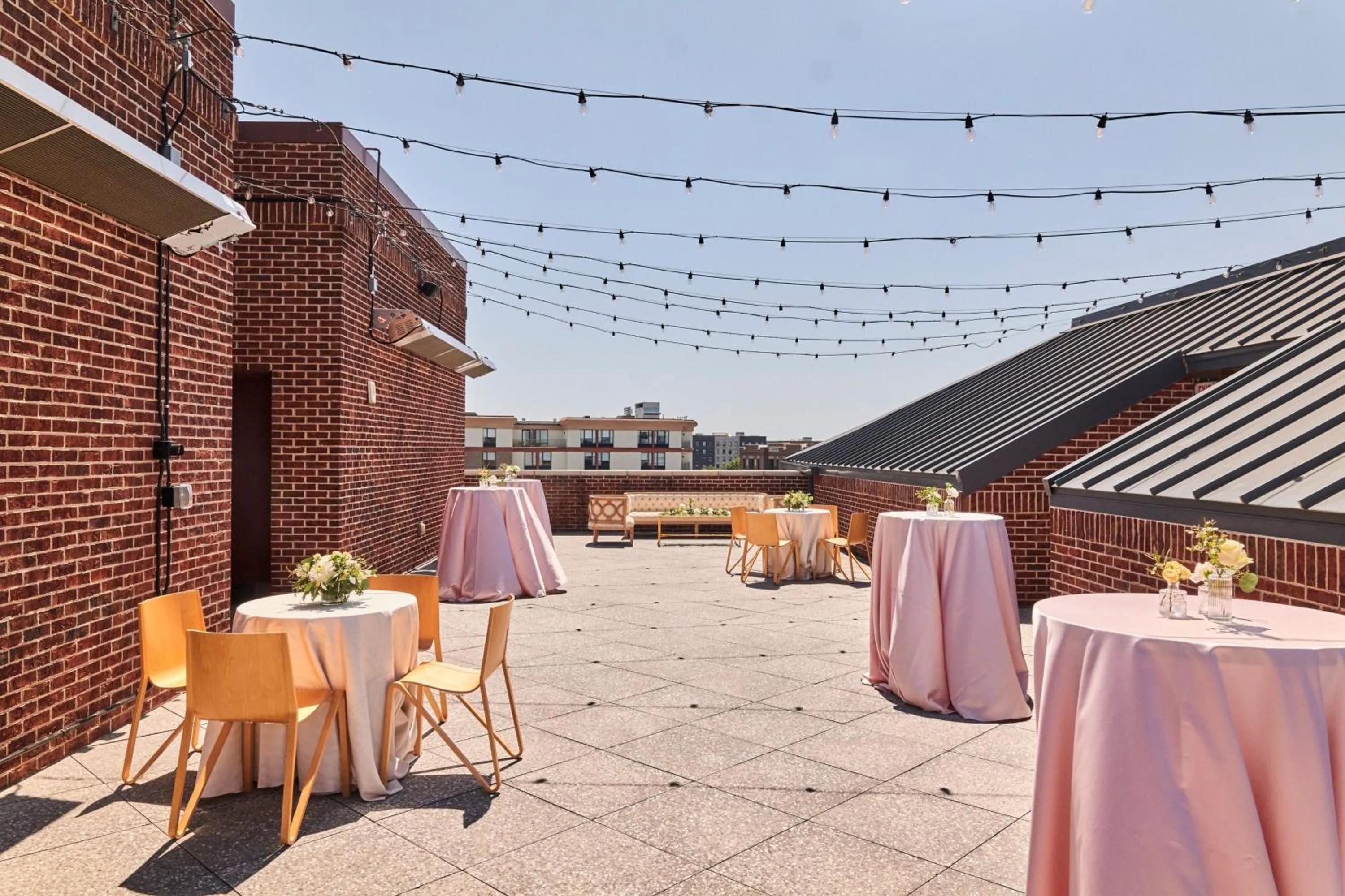 Meeting/conference room in The Alida, Savannah, a Tribute Portfolio Hotel
