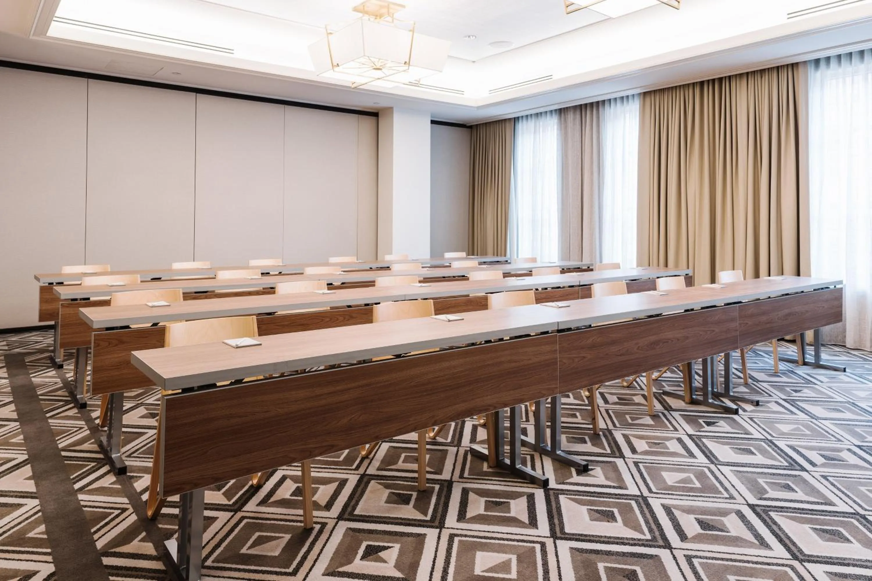 Meeting/conference room in The Alida, Savannah, a Tribute Portfolio Hotel