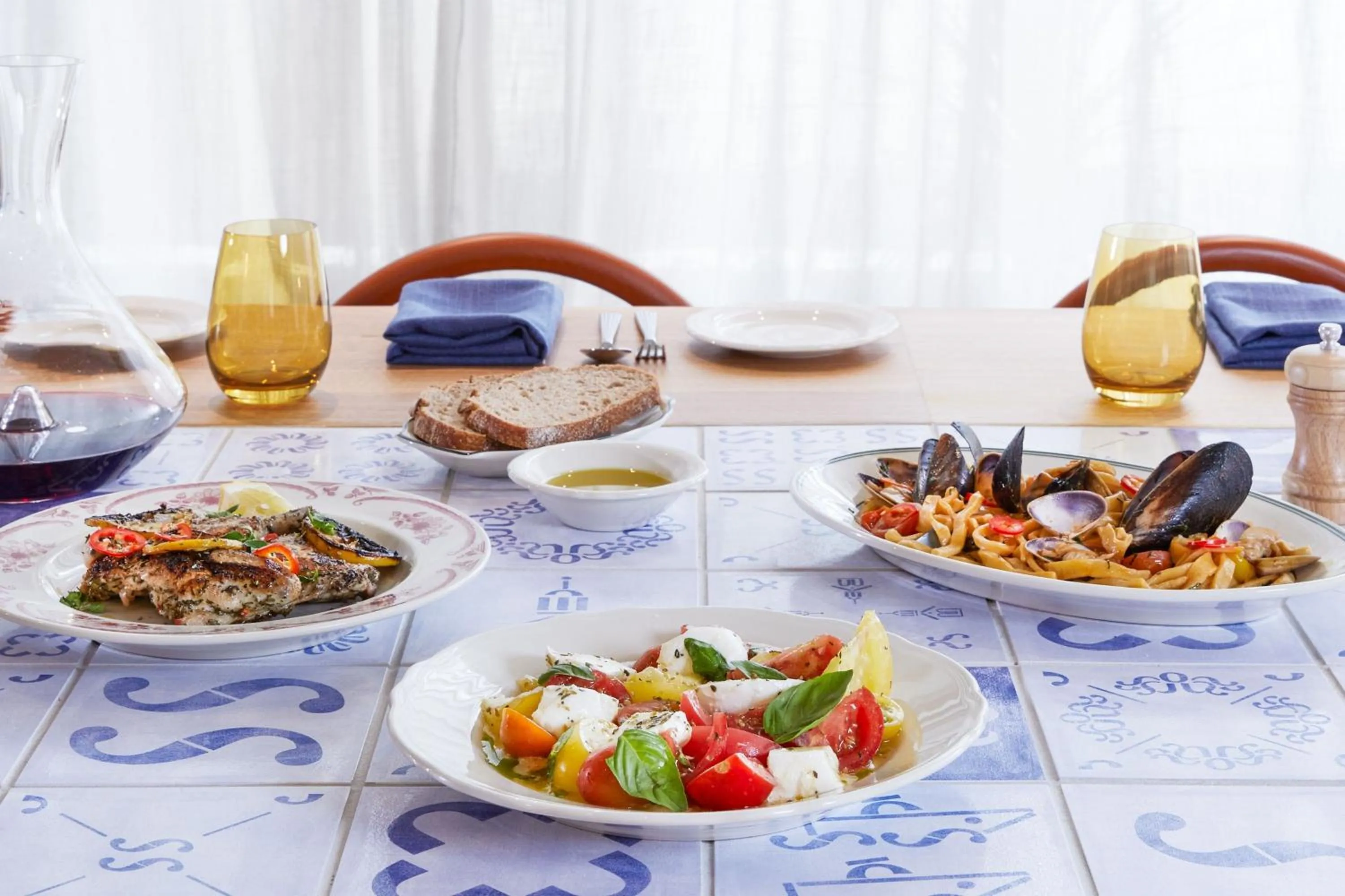 Restaurant/places to eat in The Westin Brisbane