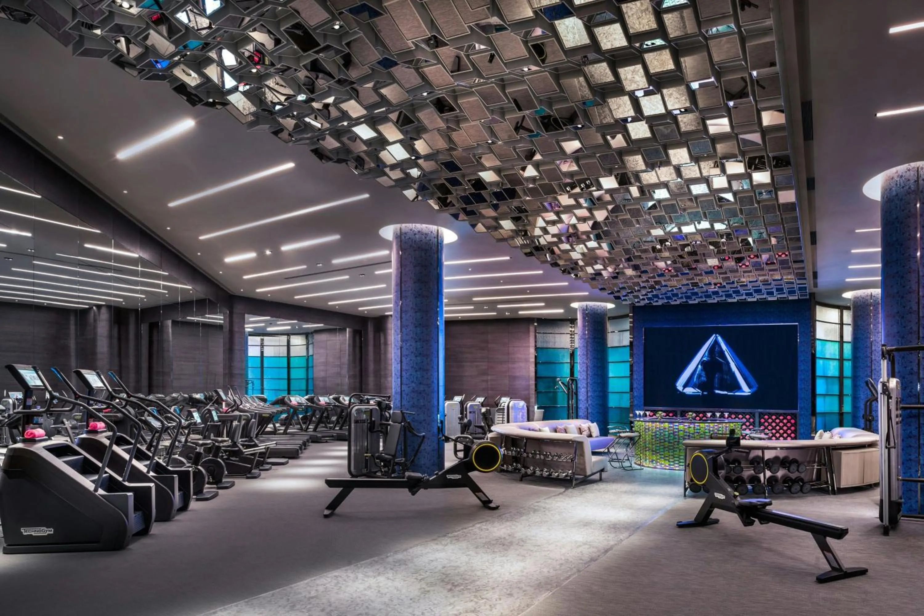 Area and facilities in W XIAN Hotel