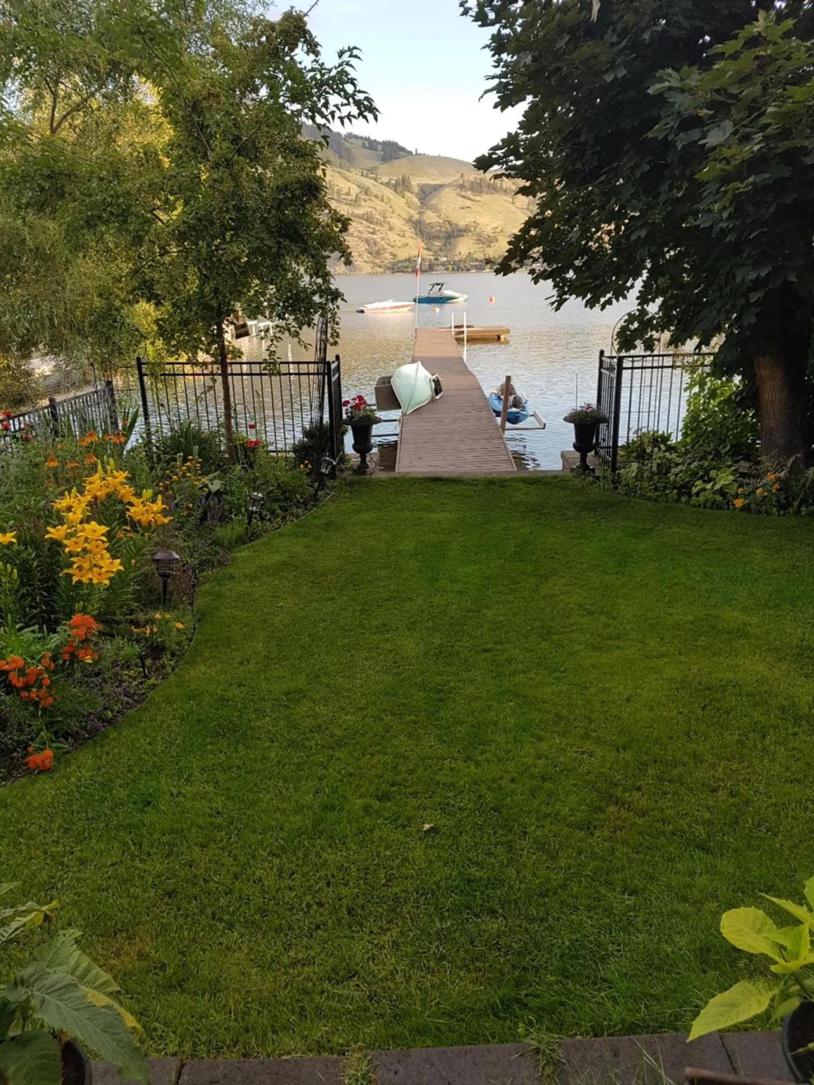 Beach in OKeefes Landing Bed & Breakfast