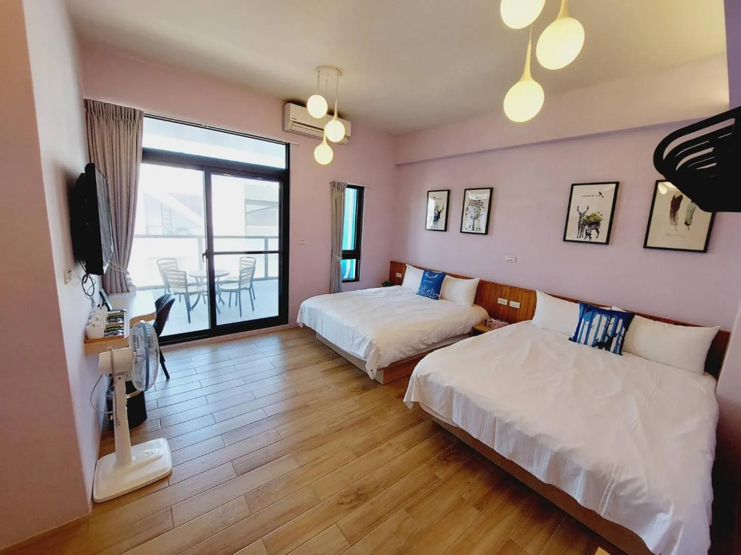 Quadruple Room with Bathroom in Summer Dream