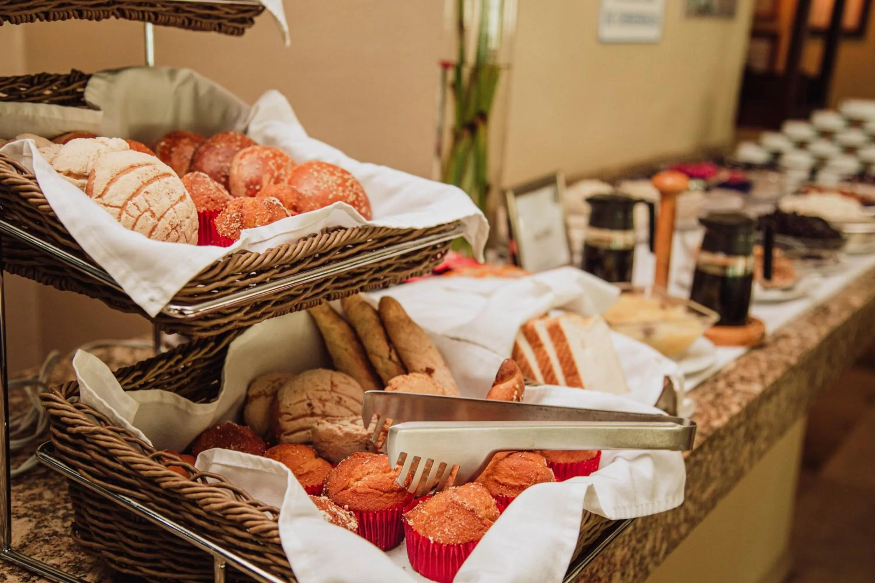 Breakfast in Hotel Loma Real