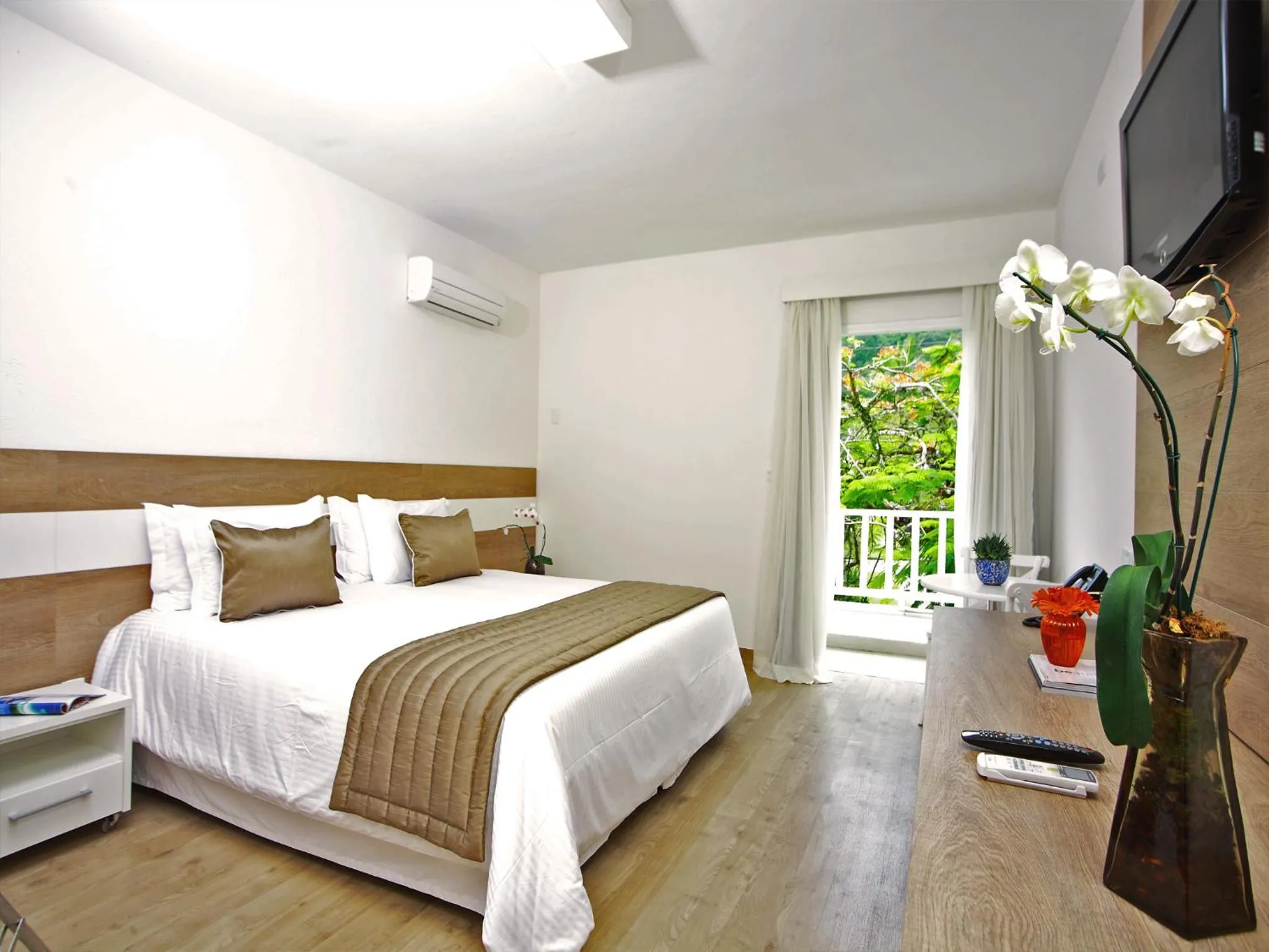 Deluxe Room in Costa Verde Tabatinga Hotel