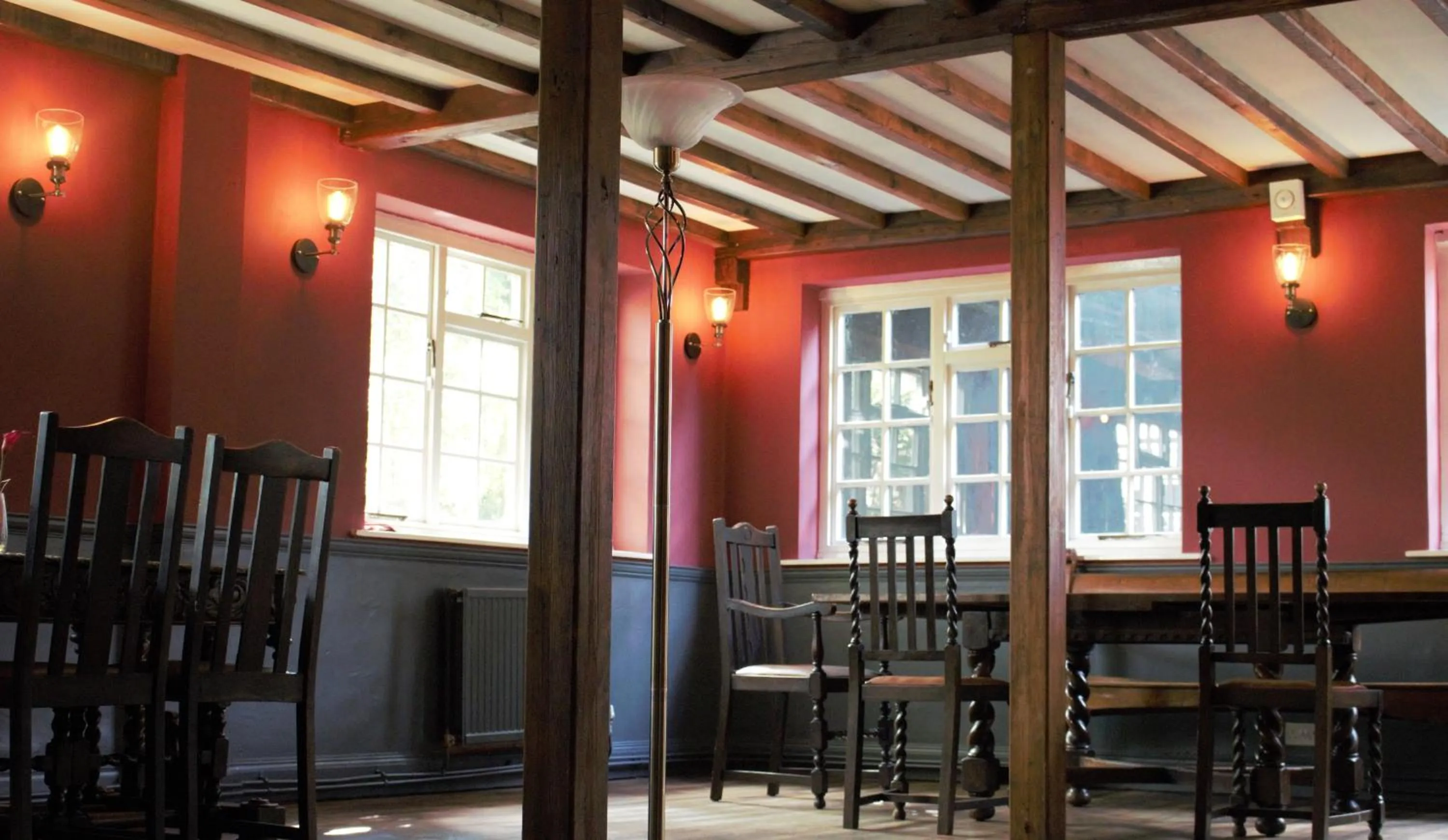 Lounge or bar in The Lord Byron Inn